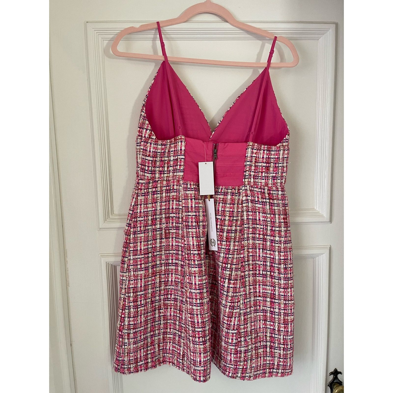 HOT ! House of Harlow 1960 NWT Pink V-Neck Mini
