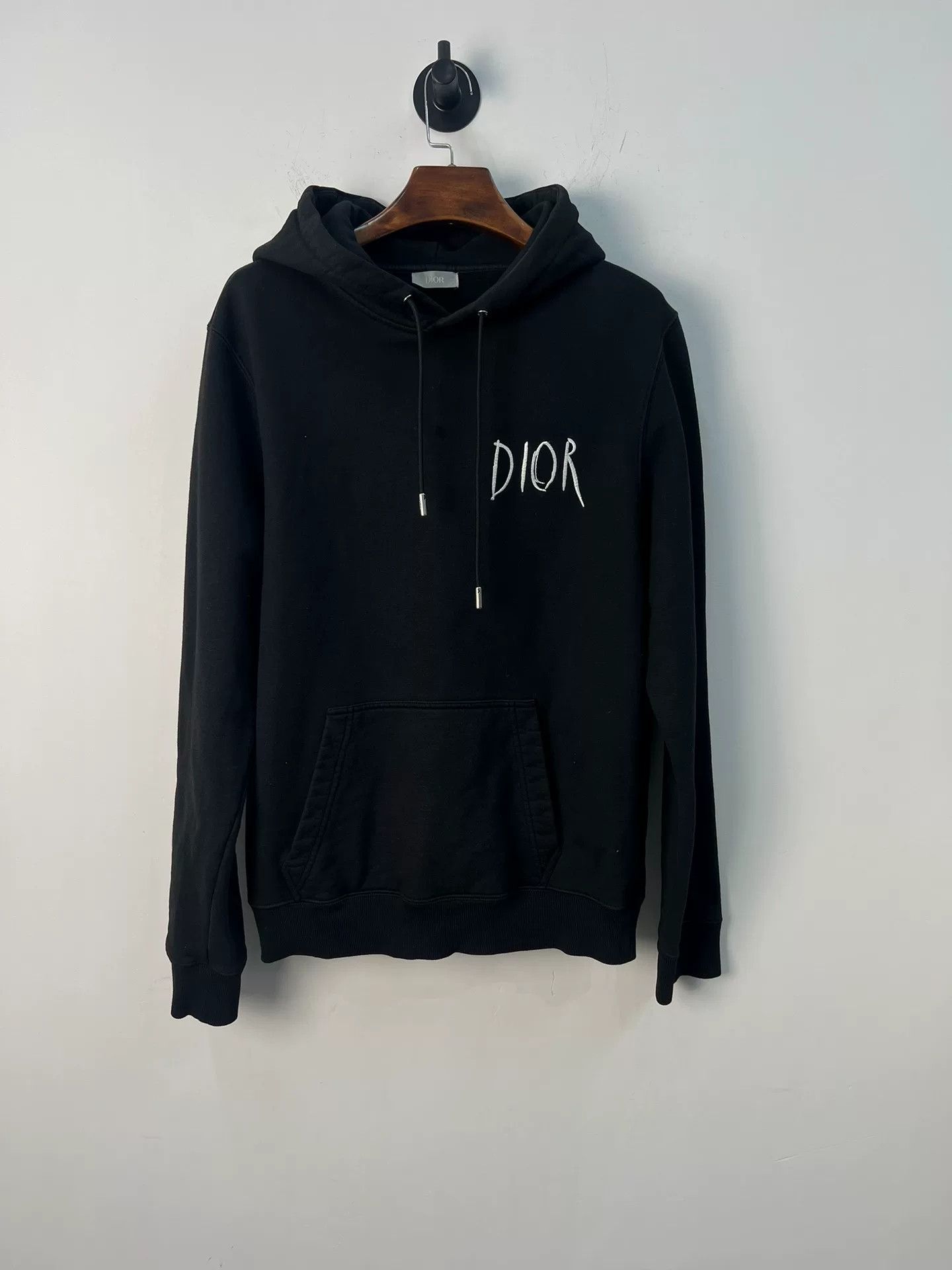 Dior dior black graffiti logo hoodie size large Size US L / EU 52-54 / 3 - 1 Thumbnail