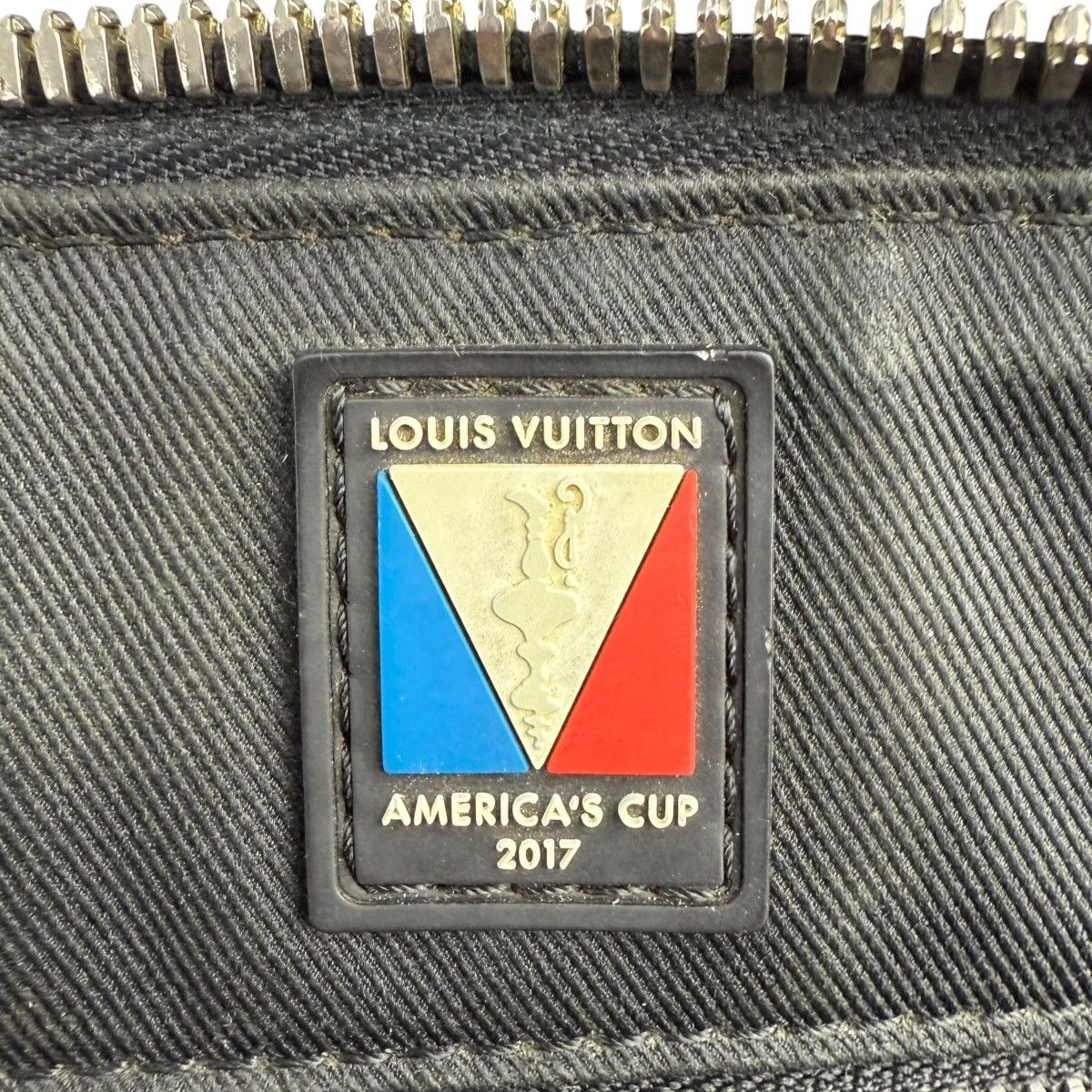Louis Vuitton Louis Vuitton LV Cup Damier Crossbody Shoulder Bag Size ONE SIZE - 8 Thumbnail