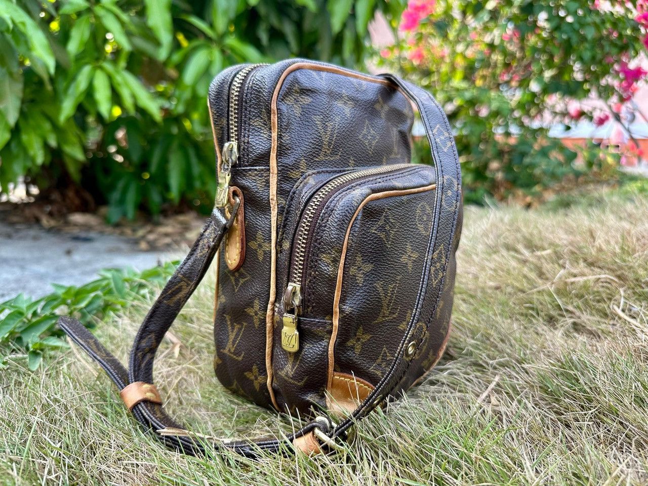 Louis Vuitton Authentic Louis Vuitton Monogram Amazone Crossbody Bag Size ONE SIZE - 2 Thumbnail