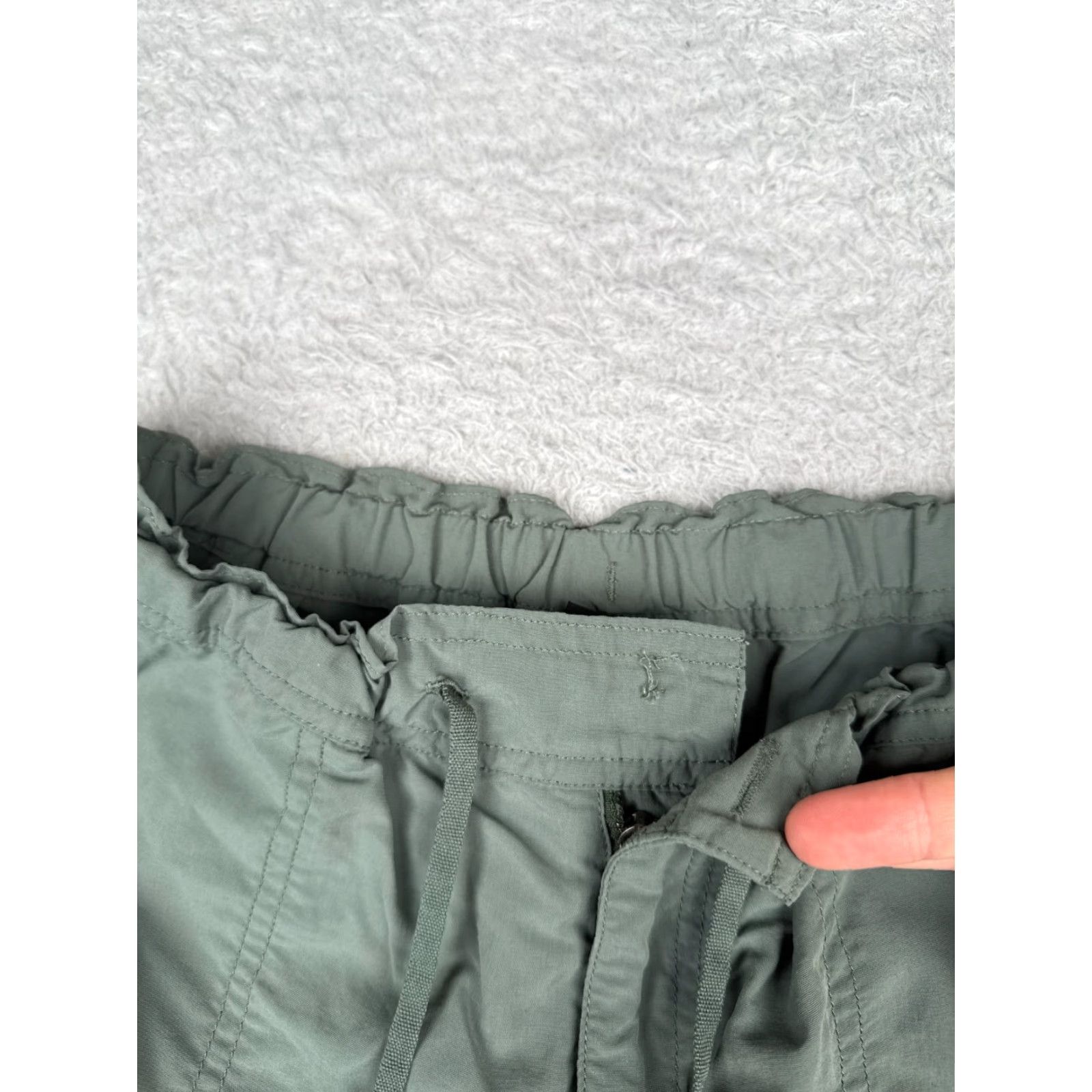 Patagonia Patagonia Shorts Women Size 2 Green Upcountry Lightweight Nylon Hiking Camp 6" Size 26" / US 2 / IT 38 - 7 Thumbnail