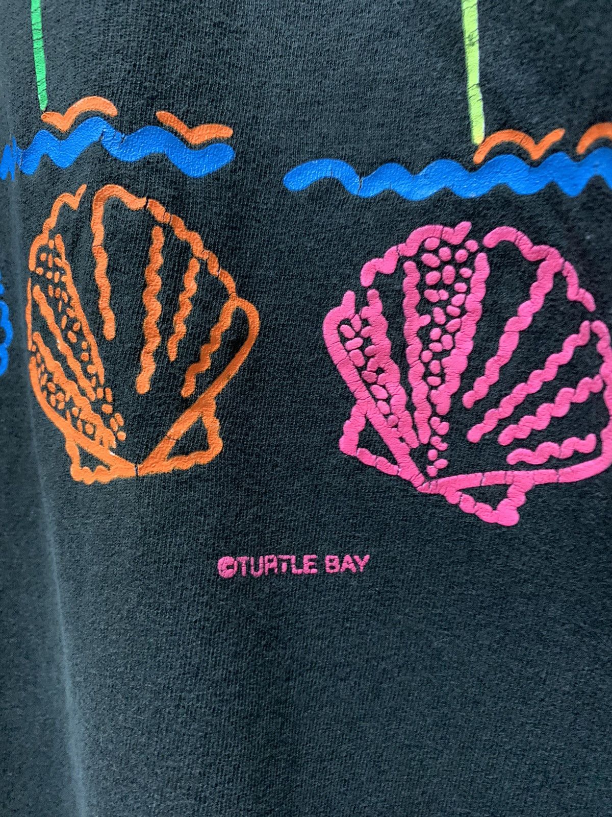 Vintage Vintage Turtle Bay T-Shirt Size US XL / EU 56 / 4 - 3 Thumbnail