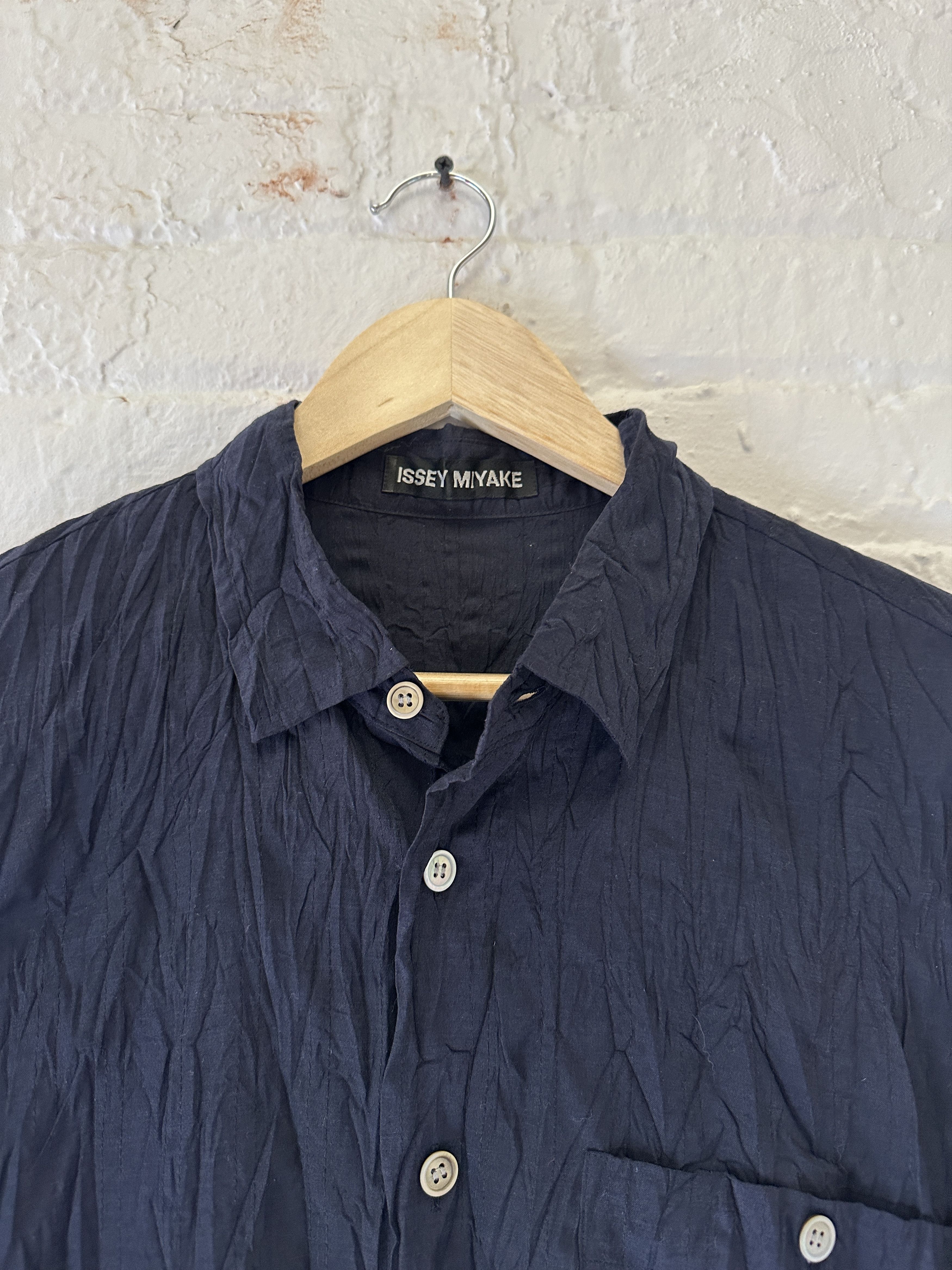 Issey Miyake Issey Miyake Pleated Button Up Shirt Size US L / EU 52-54 / 3 - 2 Thumbnail