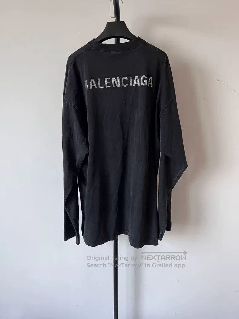 Balenciaga Balenciaga Round Neck Letter Print Long Sleeve T-Shirt Size M / US 6-8 / IT 42-44 - 1 Thumbnail