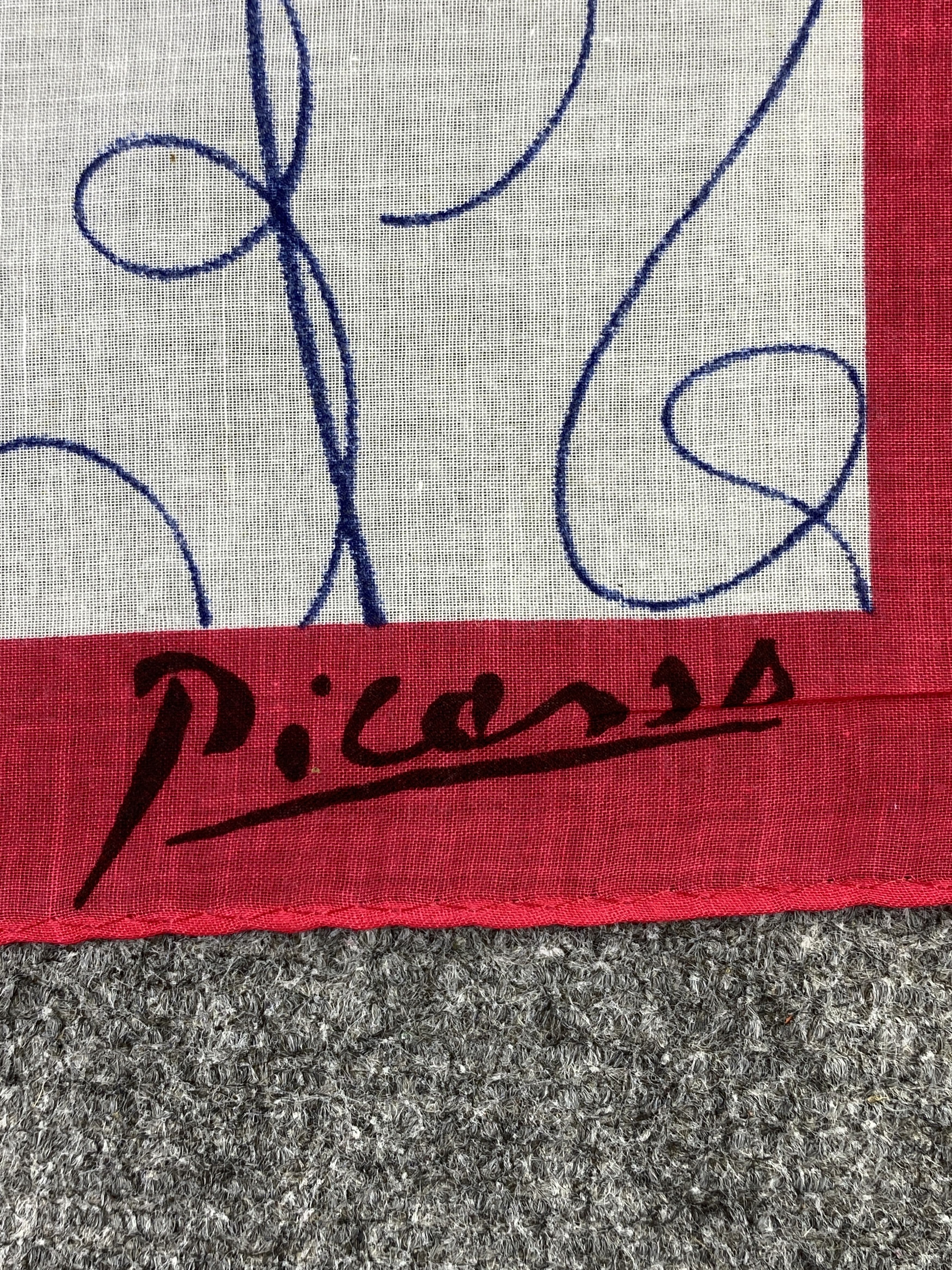 Vintage Vintage Picasso Handkerchief / Neckerchief KT0172 Size ONE SIZE - 7 Thumbnail