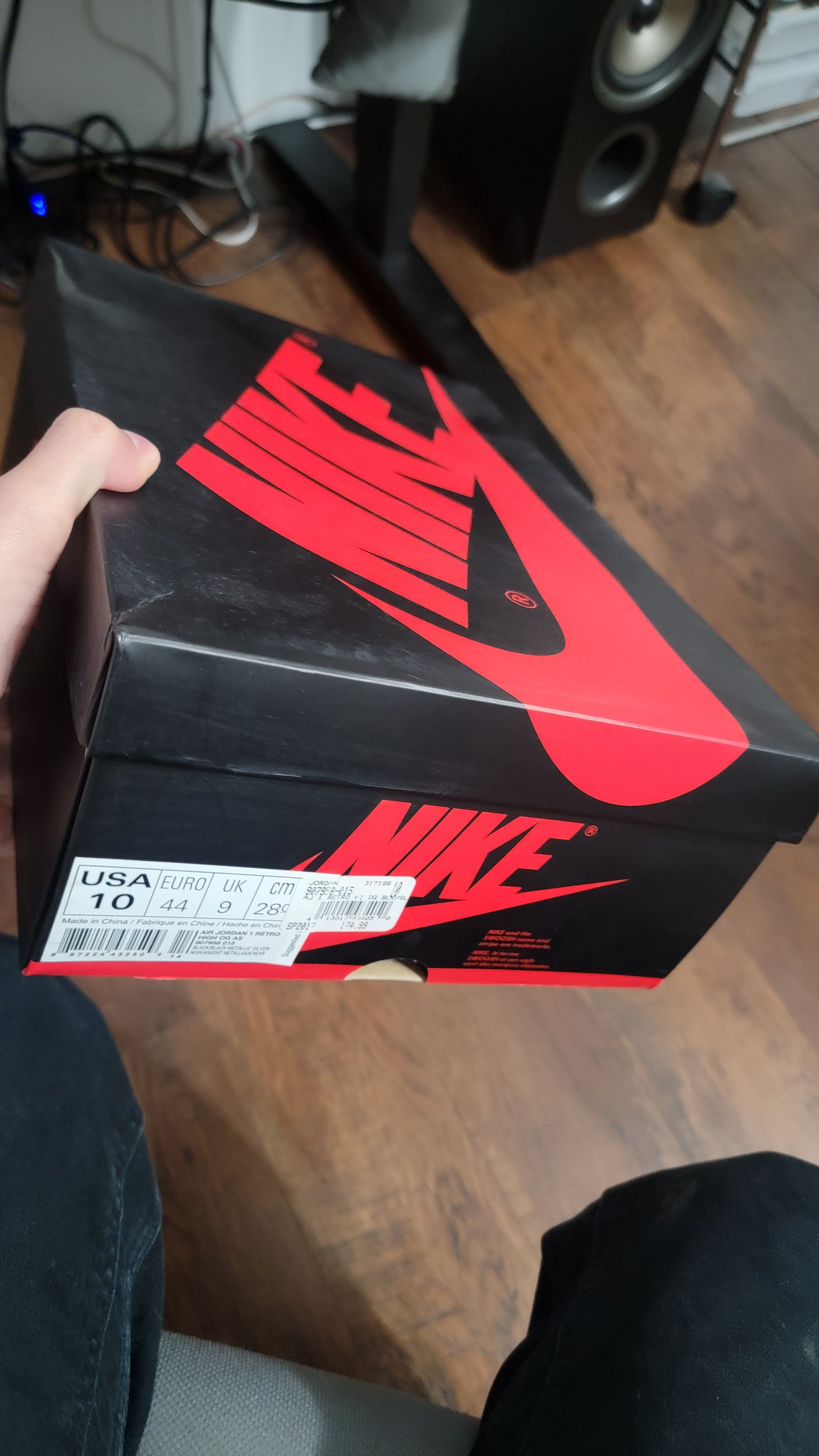 Nike Air Jordan 1 High OG Chameleon Size US 10 / EU 43 - 8 Thumbnail