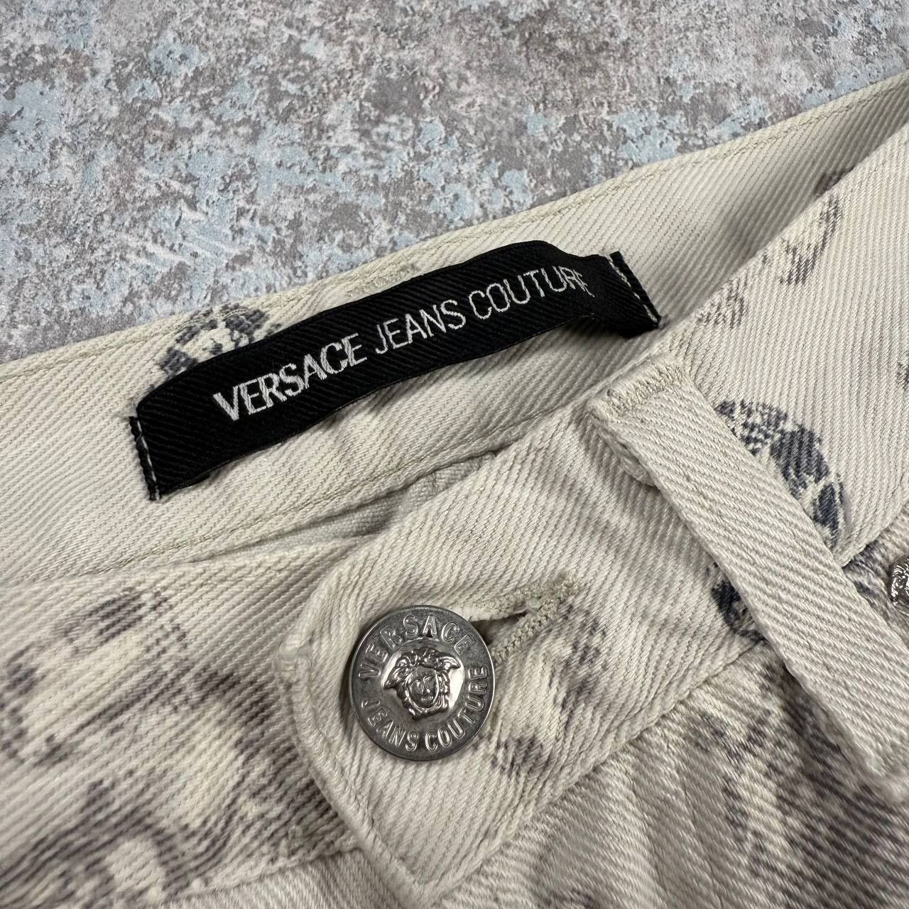 Versace Jeans Couture Versace Jeans Couture Diamond Jewel Graphic Print Size US 32 / EU 48 - 3 Thumbnail