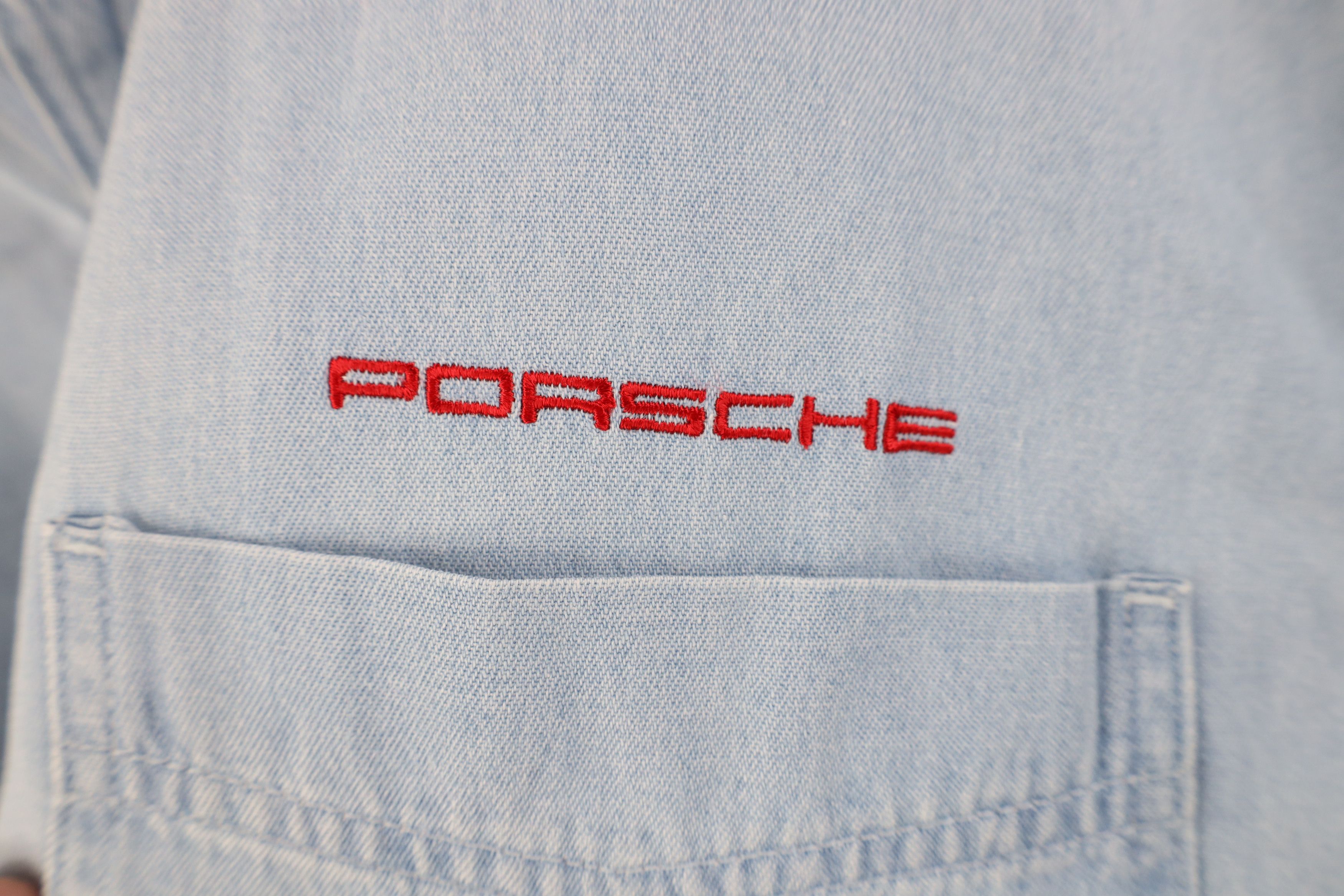 Vintage Vintage 90s Porsche Racing Denim Button Down Shirt USA Size US XL / EU 56 / 4 - 4 Thumbnail