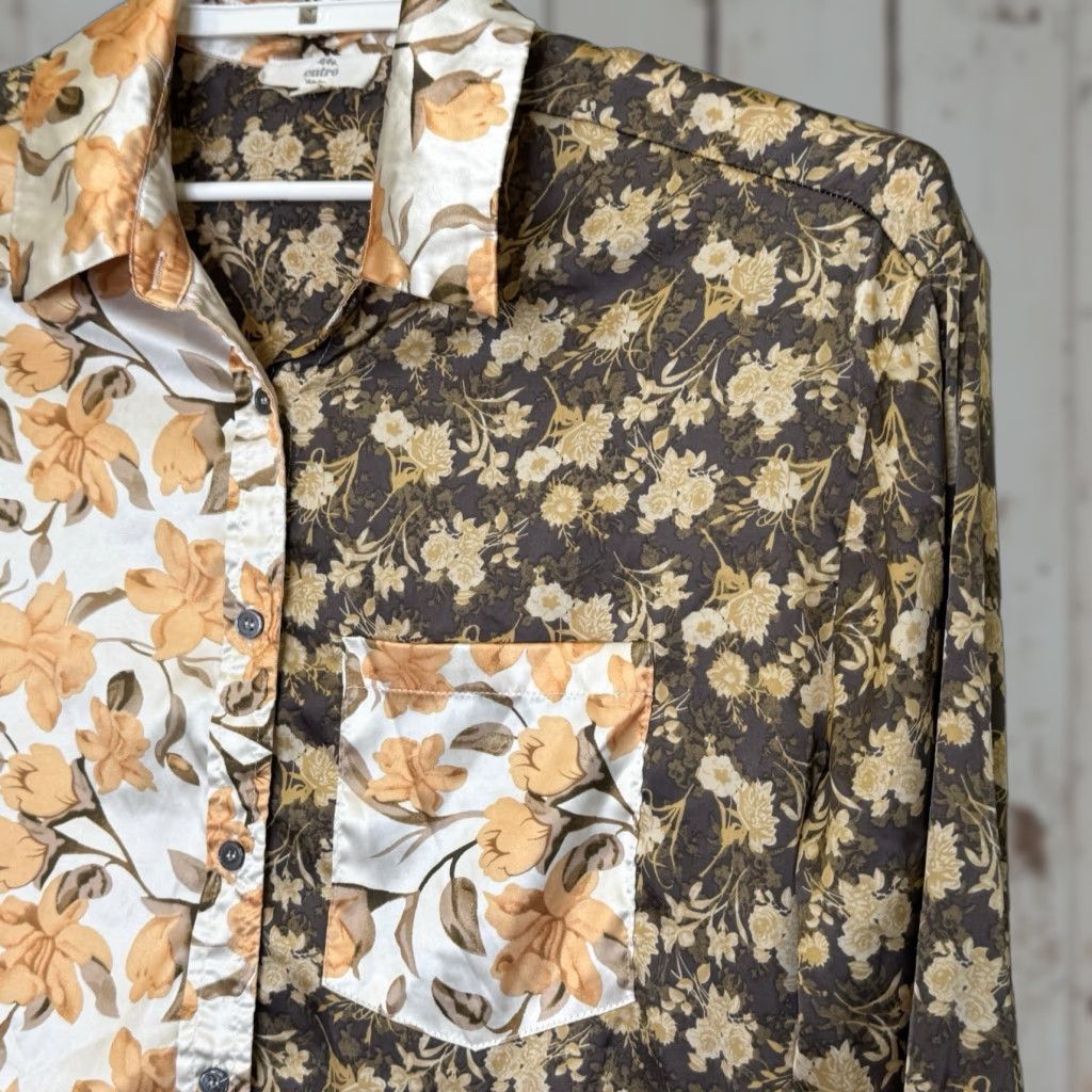 Vintage VINTAGE Entro Button Up Oversized Satin Top Women’s Small Brown Floral Print Long Sleeve Collared Size S / US 4 / IT 40 - 1 Thumbnail