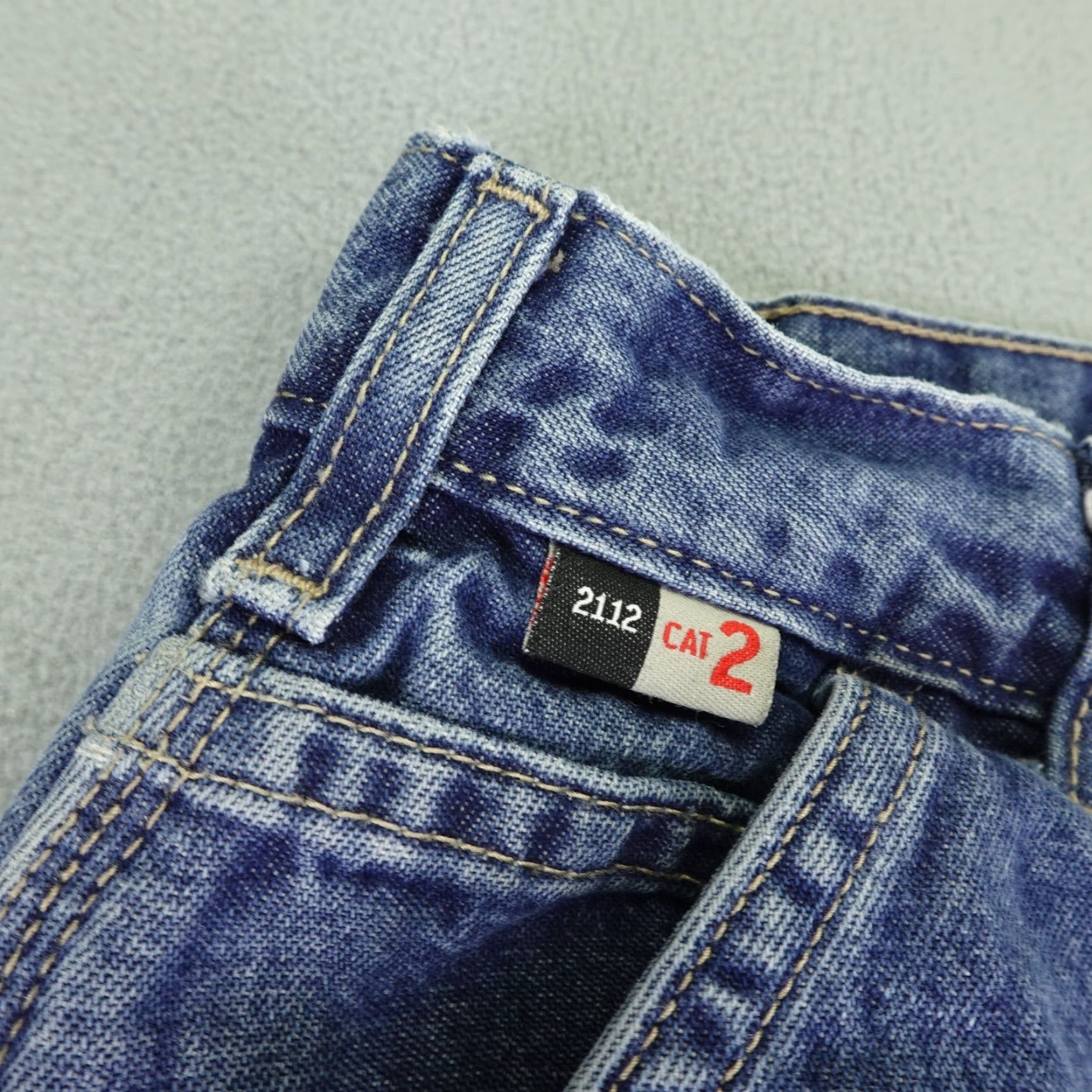 Carhartt VINTAGE Carhartt Men’s Denim Jeans 44x30 Regular Fit Blue Flame-Resistant Contractor Workwear Size US 41 - 4 Thumbnail