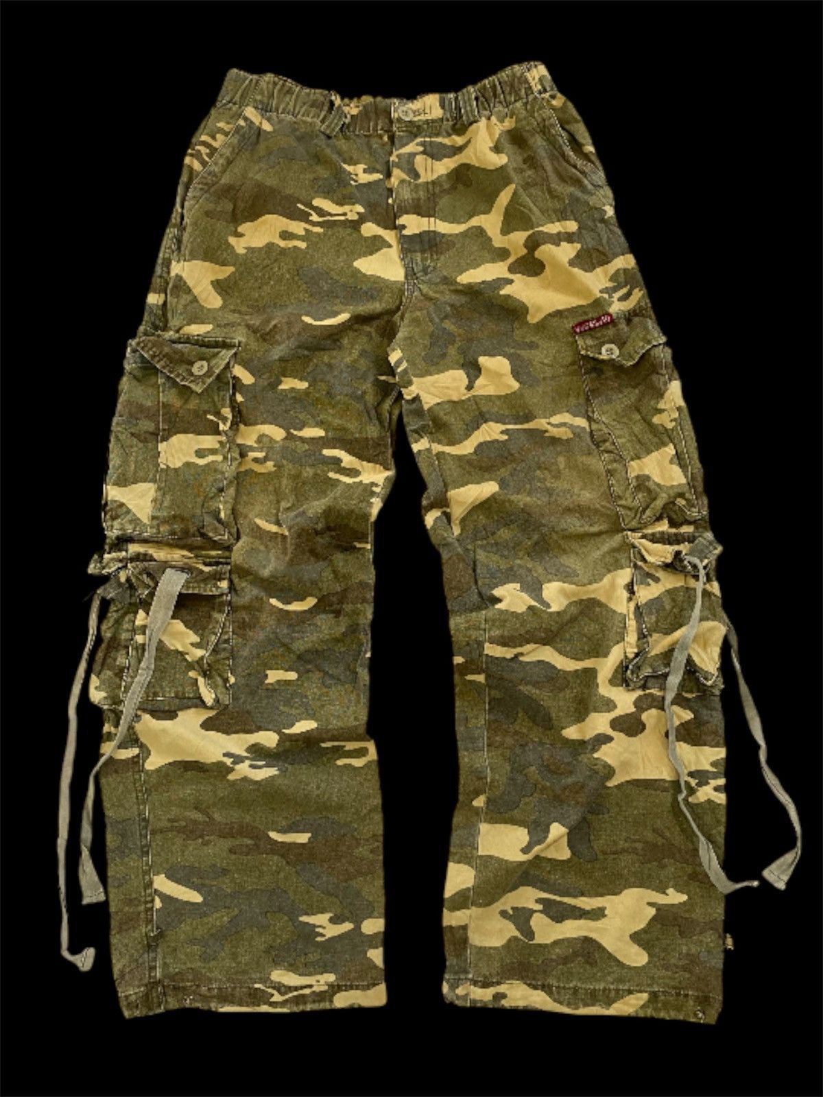 Japanese Brand Hugecko Cargo pants with a camouflage motif Size US 29 - 1 Thumbnail
