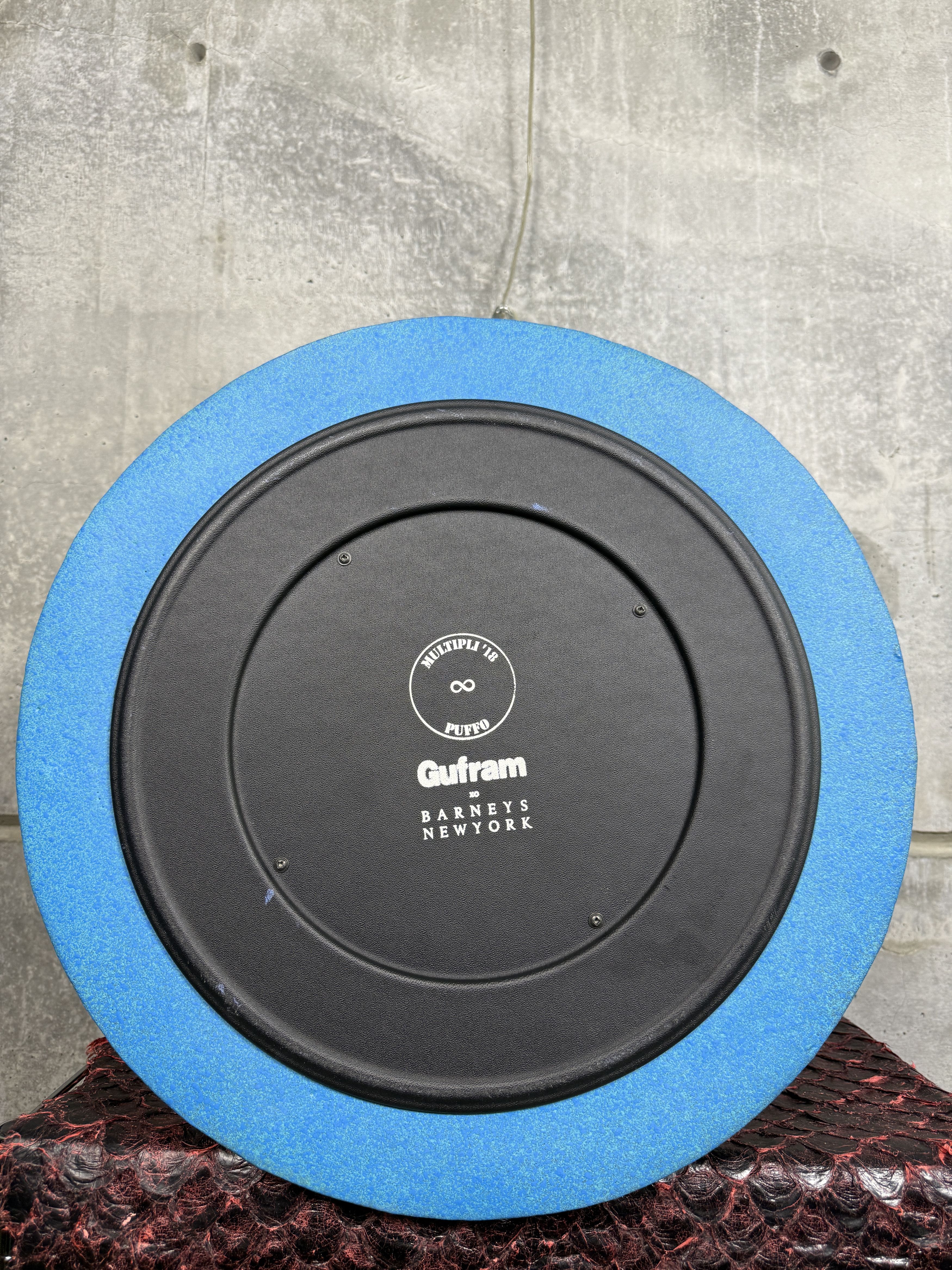 Barneys New York Barneys New York x Gruppo Strum '18 Gufram Puffo Stool Size ONE SIZE - 2 Thumbnail