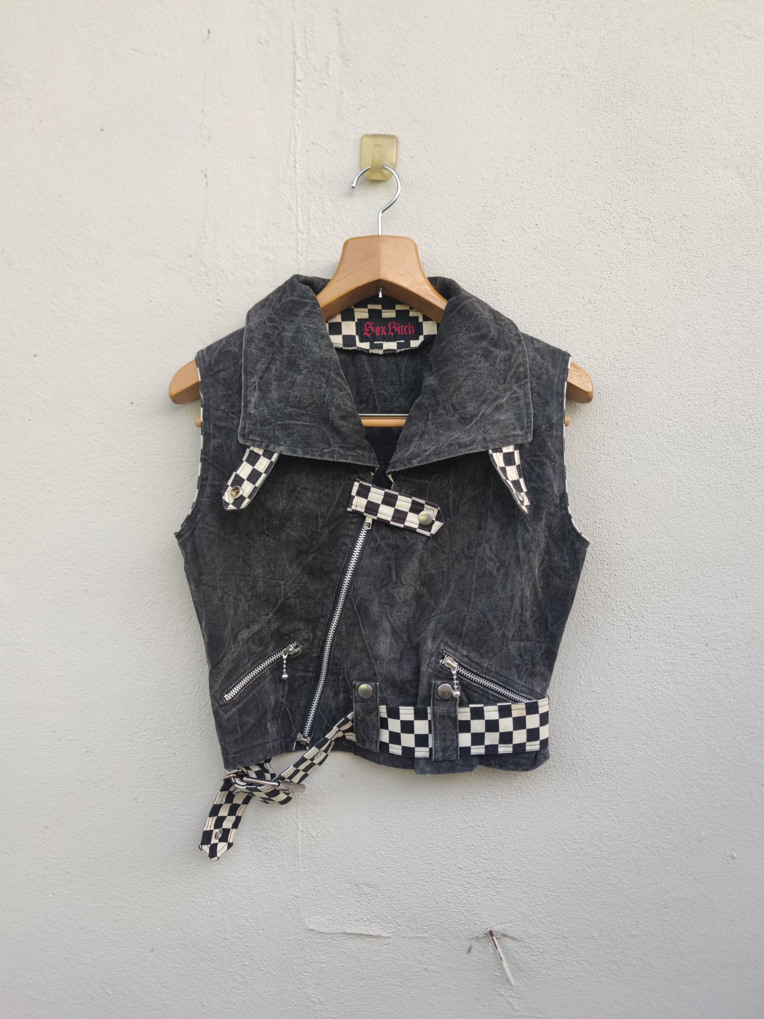 Seditionaries SEX BITCH Seditionaries Punk Vest Size S / US 4 / IT 40 - 1 Thumbnail