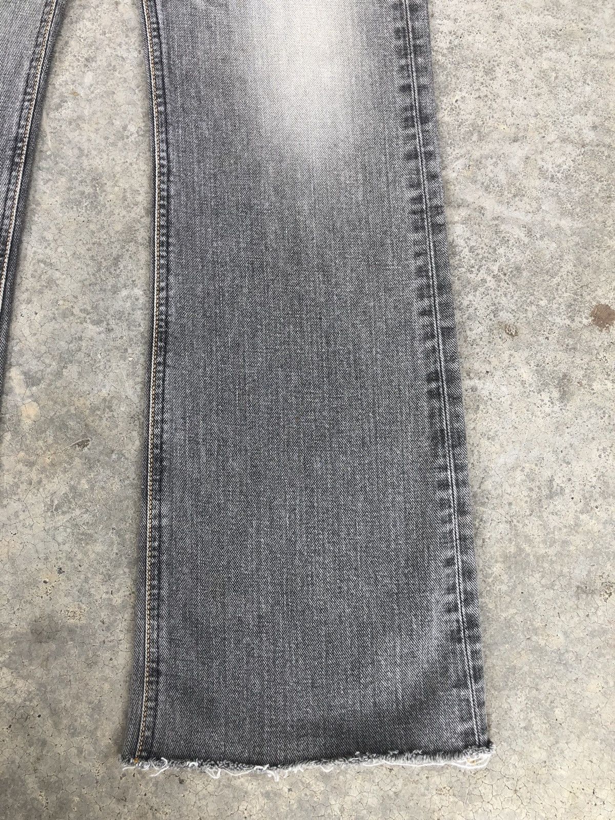 If Six Was Nine Japanese Lee Flared Jeans Distressed Jeans Size US 31 - 7 Thumbnail