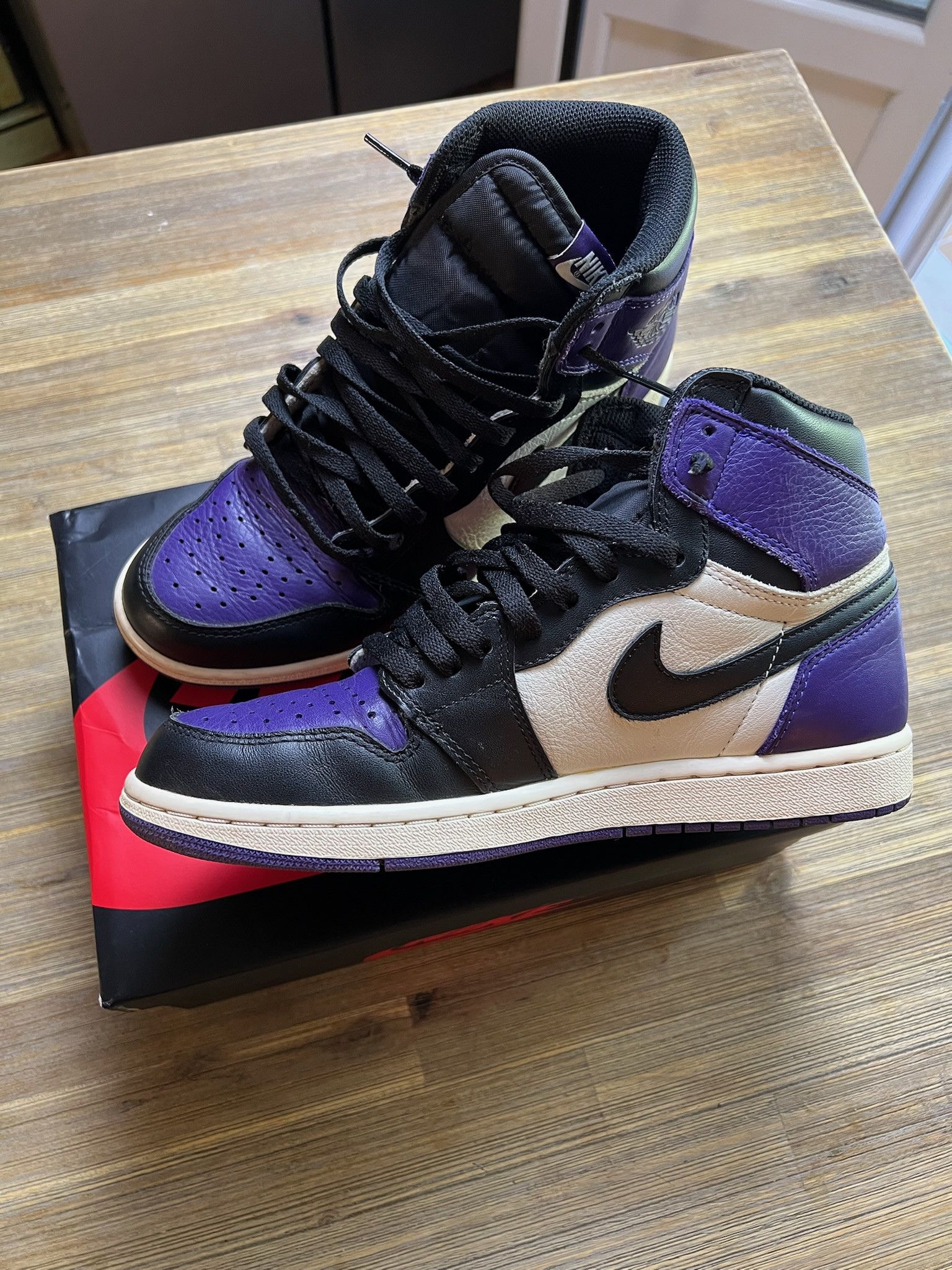 Nike Air Jordan 1 Retro High OG "Court Purple" taglia 42 Size US 9 / EU 42 - 2 Thumbnail