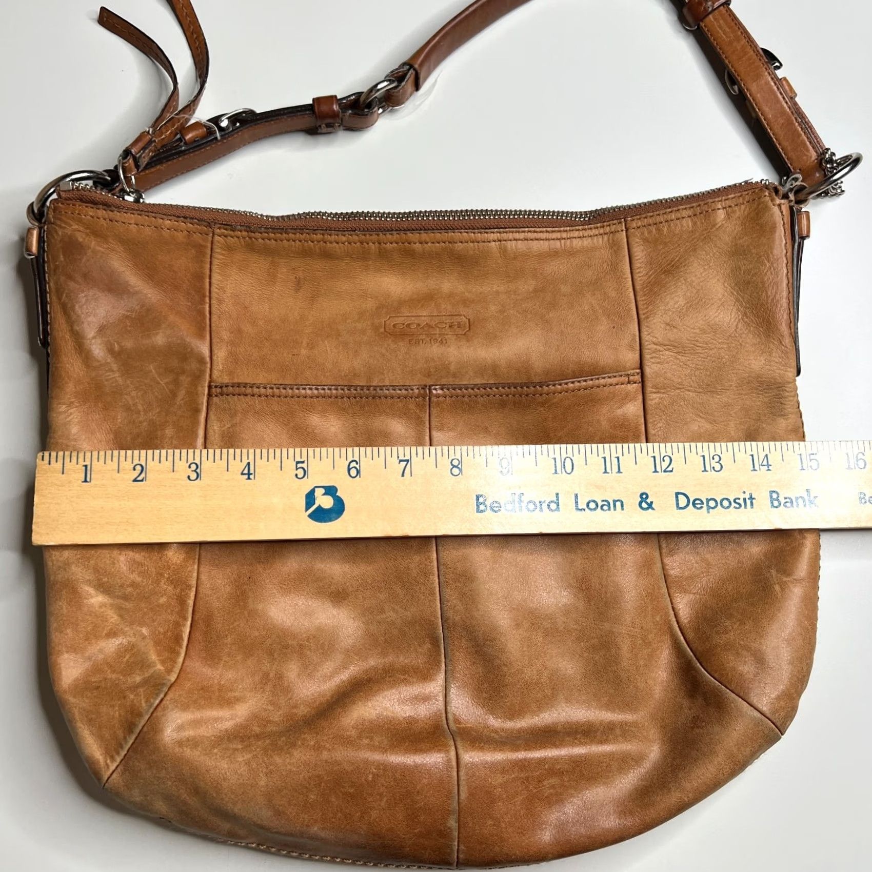 Coach VTG Coach Brown Leather Shoulder Bag Hobo Purse Pink Lining Medium Womens Size ONE SIZE - 5 Thumbnail