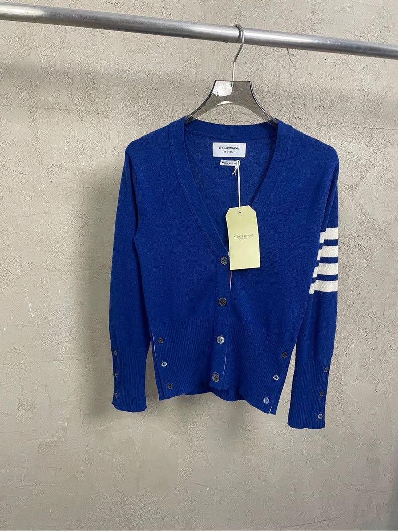 Thom Browne Thom Browne Clayblue pure cashmere sweater Size S / US 4 / IT 40 - 1 Thumbnail