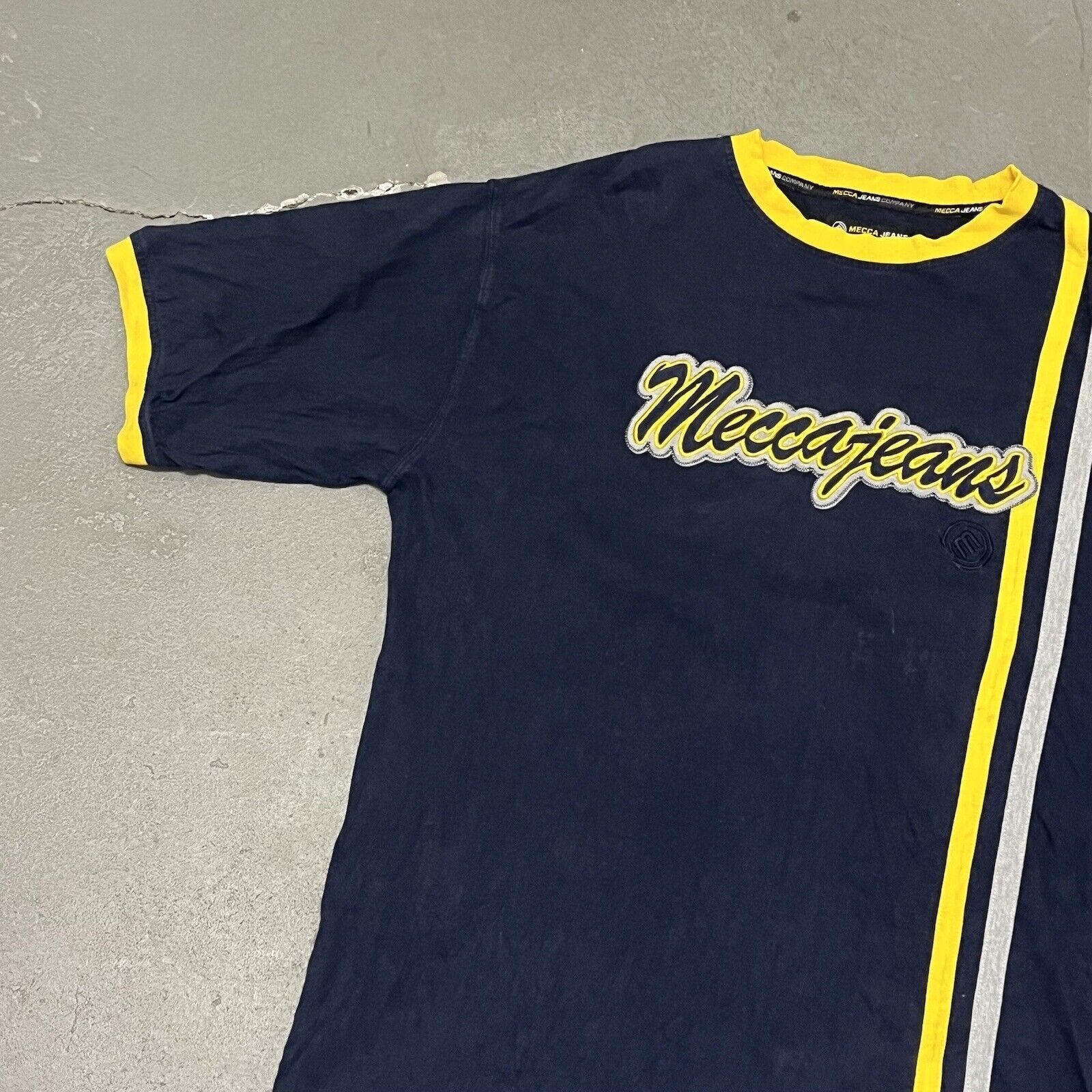 Mecca Vintage 2000’s Y2K Mecca Jeans SS Graphic T-shirt XL Navy Size US XL / EU 56 / 4 - 4 Thumbnail