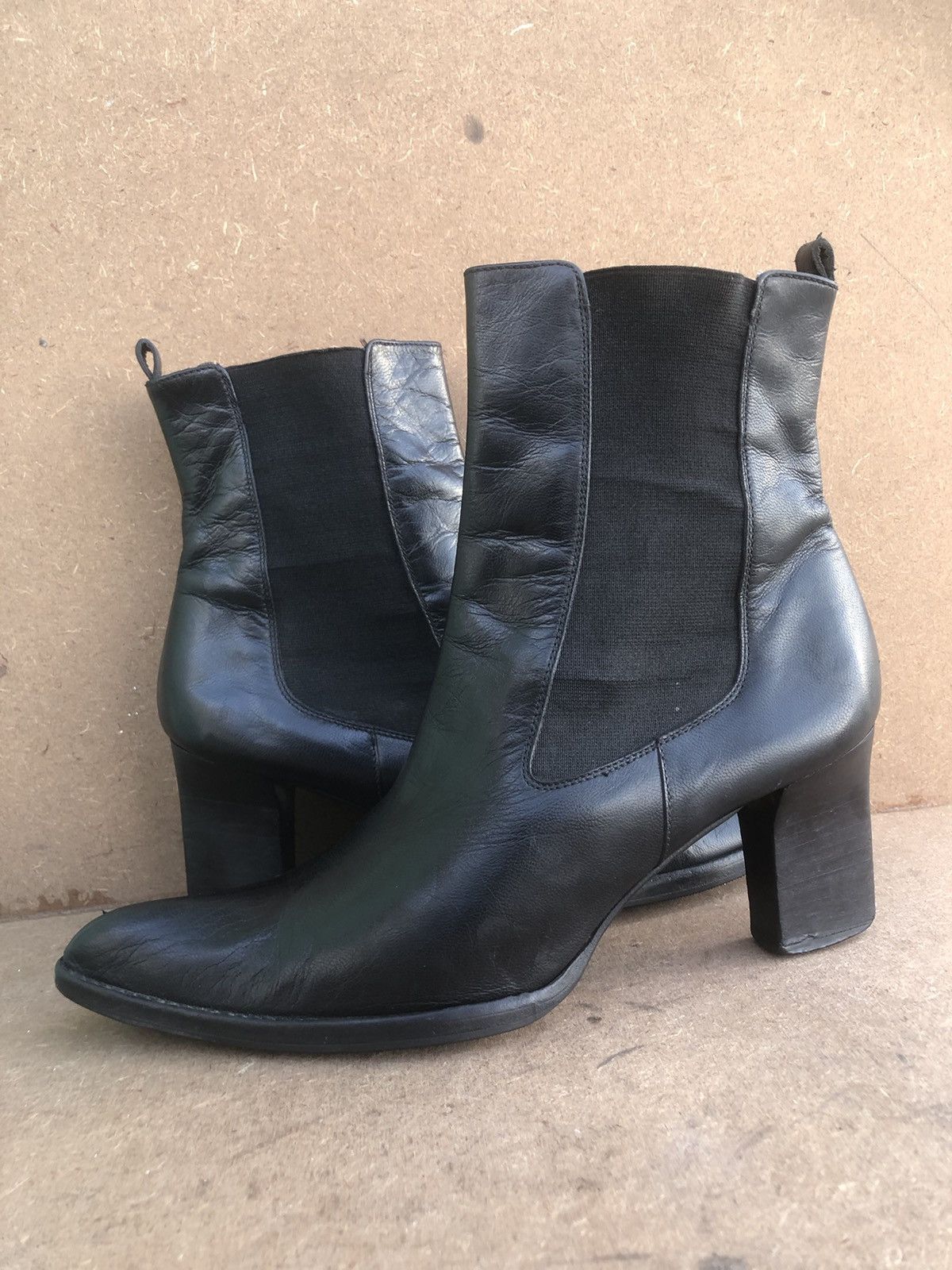 Miu Miu MIU MIU Black Calfskin Leather Women’s Boots Size 37.7 Size US 7.5 / IT 37.5 - 8 Thumbnail