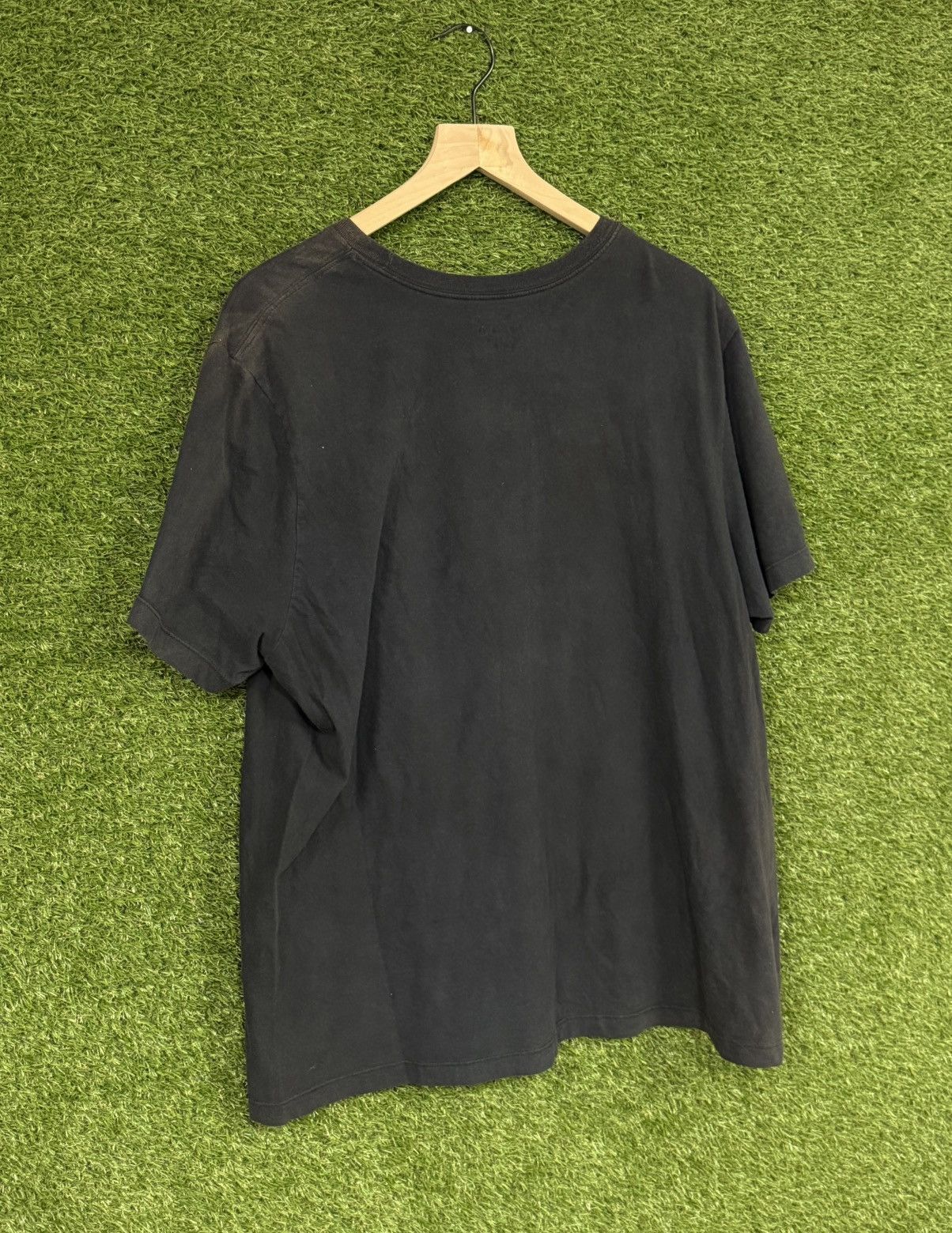Nike Nike Air Red Stripe Box Logo Swoosh Tee Black XL Size US XL / EU 56 / 4 - 4 Thumbnail