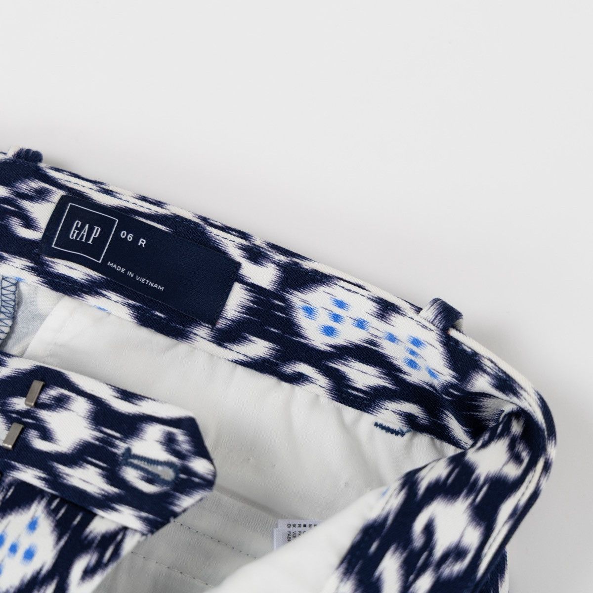 Gap GAP Womens Geometric Pattern Pants Blue White Slim Fit Size 28" / US 6 / IT 42 - 5 Thumbnail
