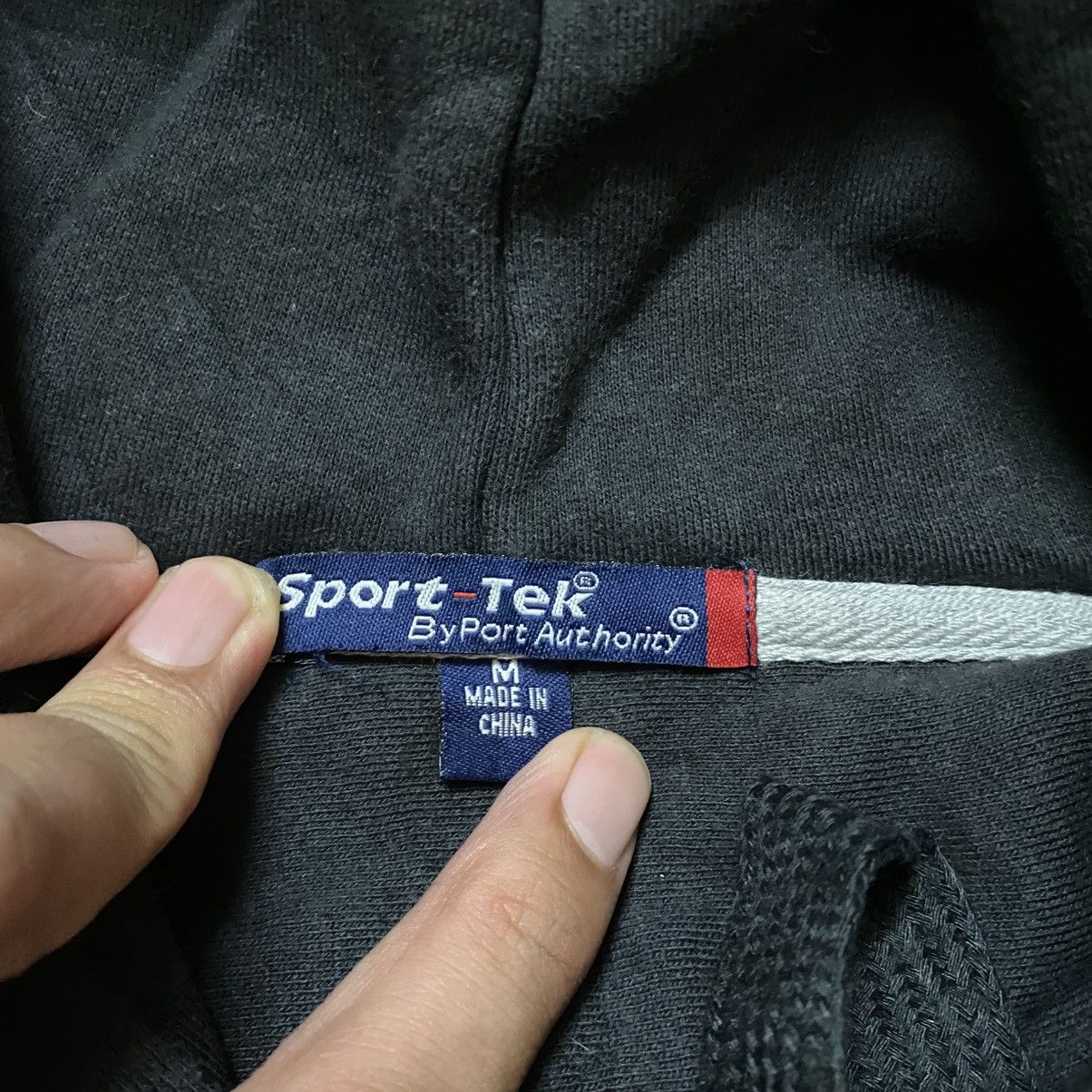 Vintage Vintage 90's Sport-Tek Harbor City Int. School Hoodies Size US M / EU 48-50 / 2 - 6 Thumbnail