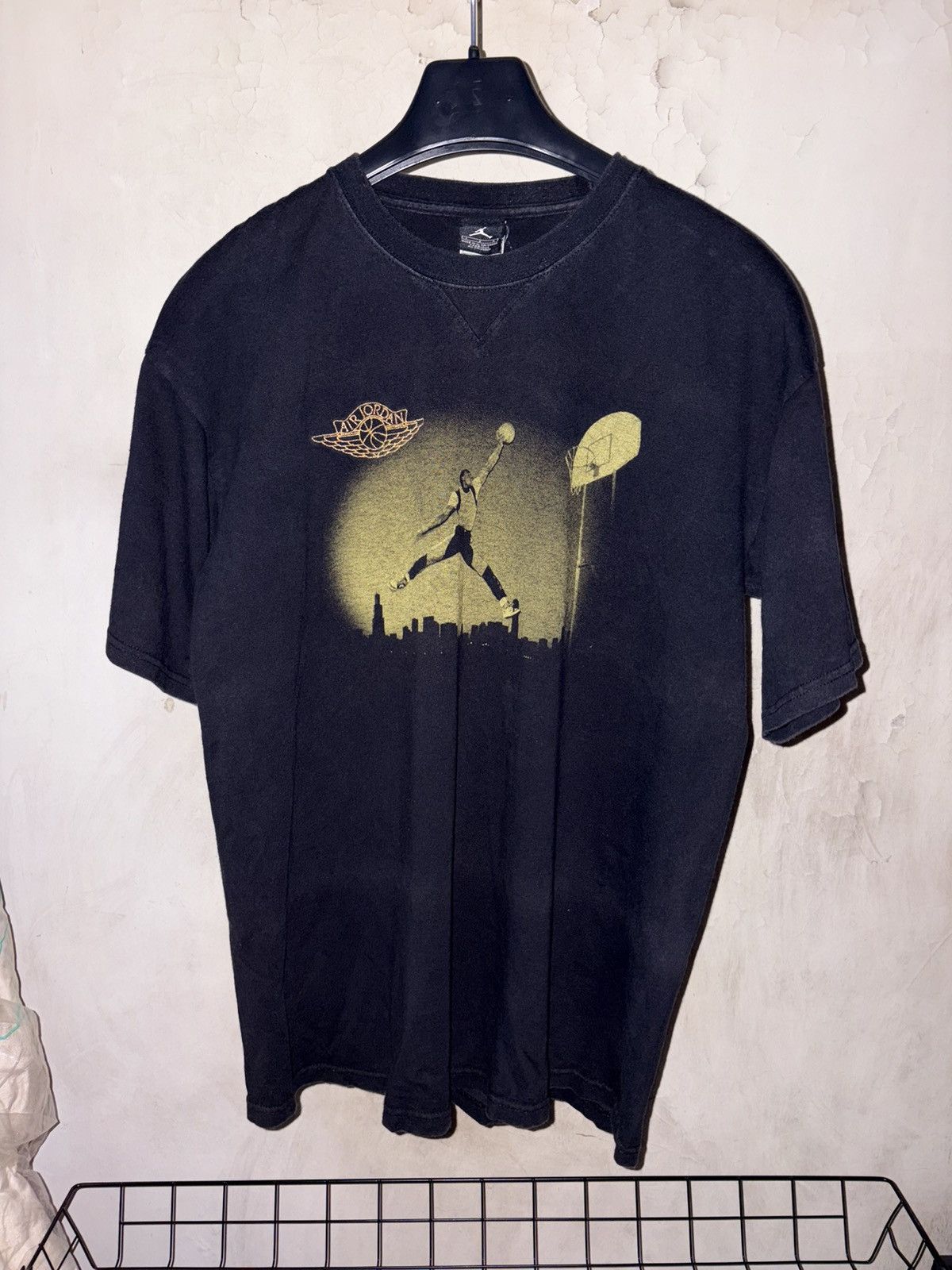 Nike Nike Air Jordan Vintage Tee Size US L / EU 52-54 / 3 - 1 Thumbnail
