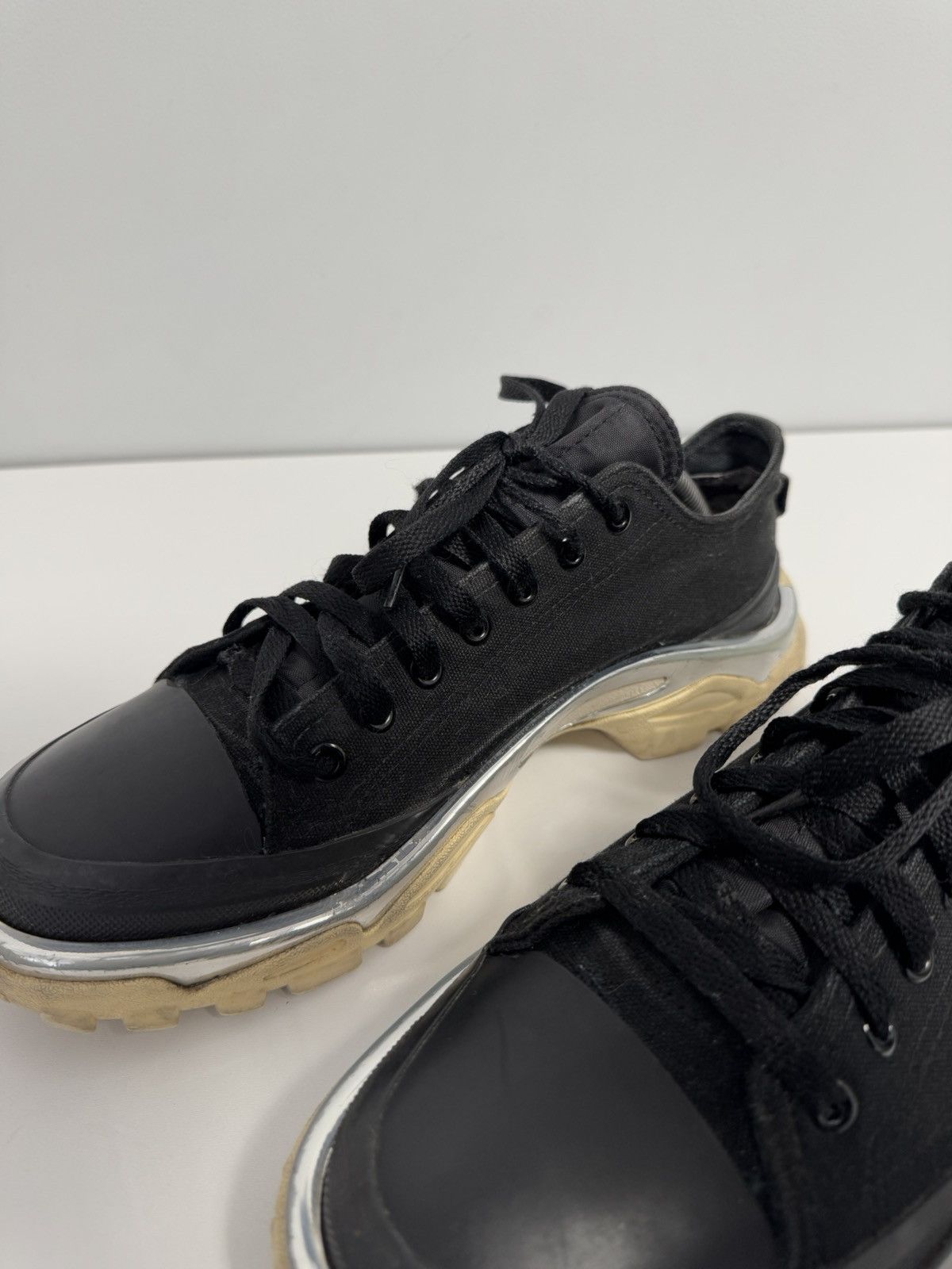 Adidas × Raf Simons Adidas X Raf Simons Rare Black Detroit Runner Low Top Size US 8 / EU 41 - 6 Thumbnail