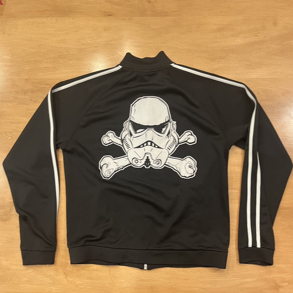 Star Wars RARE Star Wars track-jacket w/ stormtrooper-and-cross-bones Size US L / EU 52-54 / 3 - 2 Thumbnail