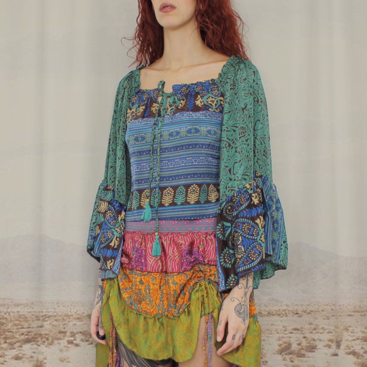 Vintage 🦋BELL SLEEVES TOP🦋 Size S / US 4 / IT 40 - 1 Thumbnail