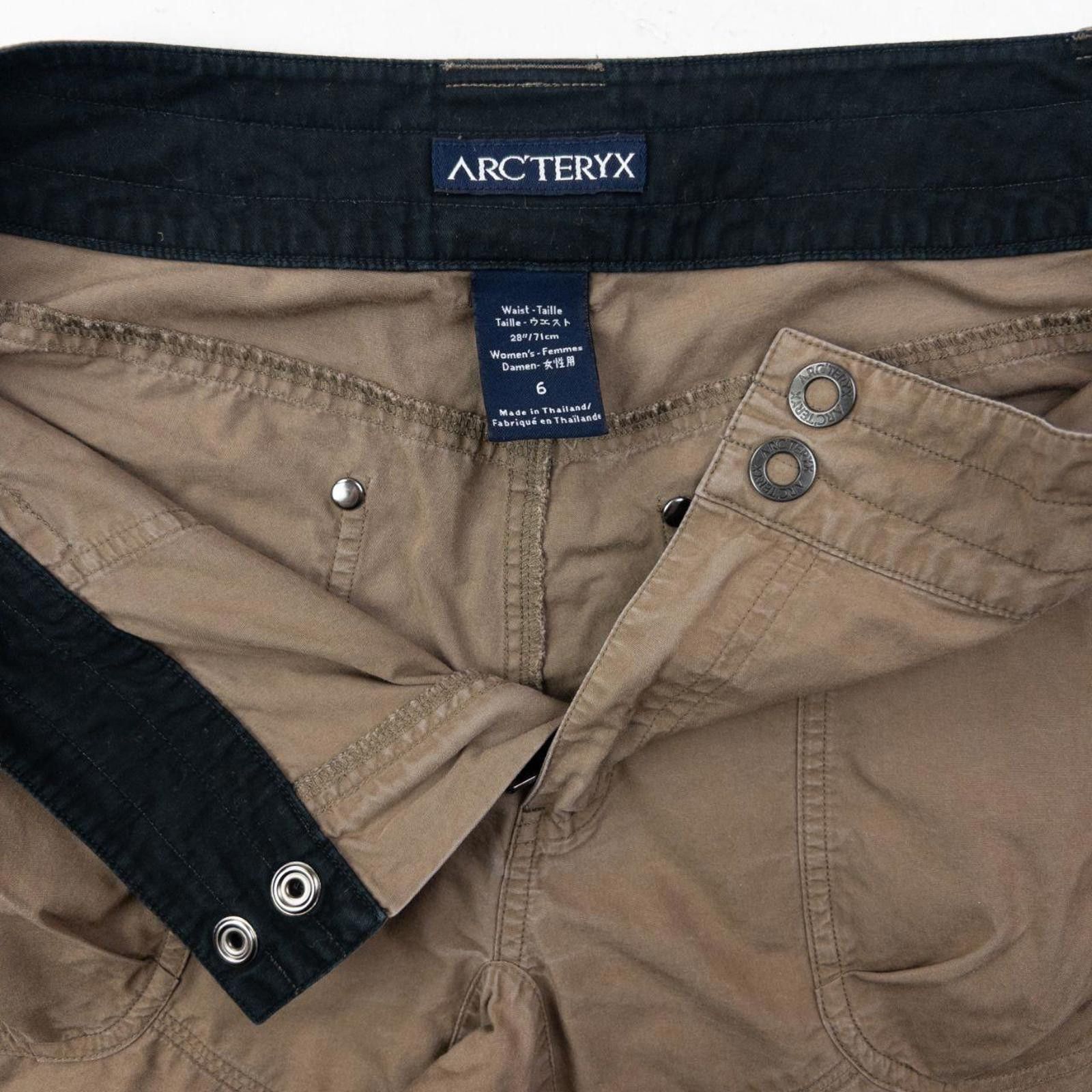 Arc'teryx Vintage 2000s Arcteryx Roll-Up Trousers Womens Size W30 Size 30" / US 8 / IT 44 - 6 Thumbnail