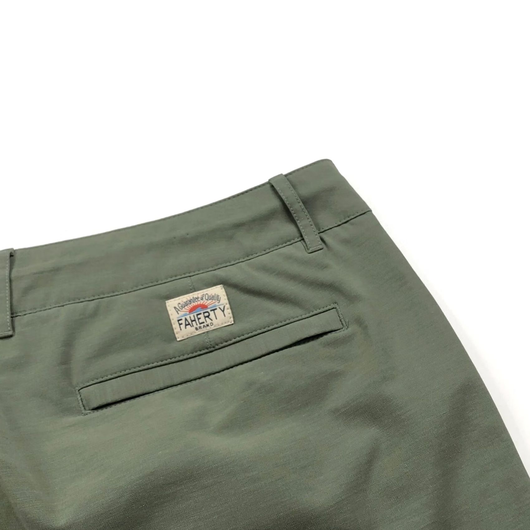 Faherty Faherty All Day Shorts 42 Stretch Flat Front Chino Green MSC0012 Men's 90s American Casual Belt Loops Zip Regular Mid Rise Knit Polyester Spandex Size US 42 / EU 58 - 7 Thumbnail