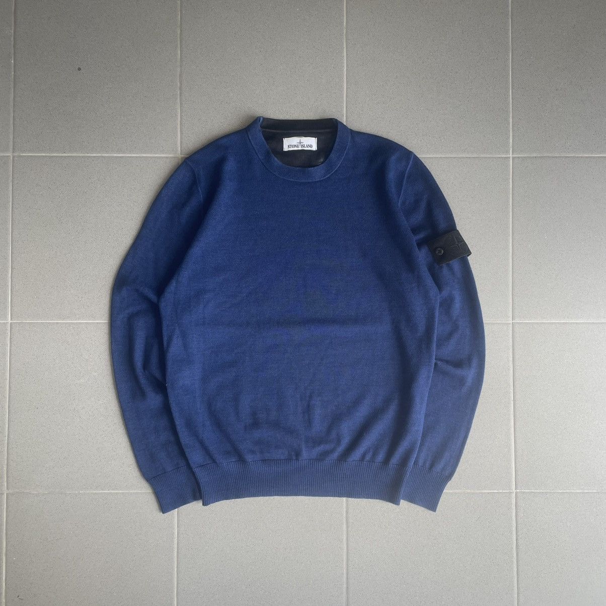 Stone Island × Vintage Stone Island Airbrush Wool Longsleeve Navy Blue L Sweatshirt Size US L / EU 52-54 / 3 - 8 Thumbnail