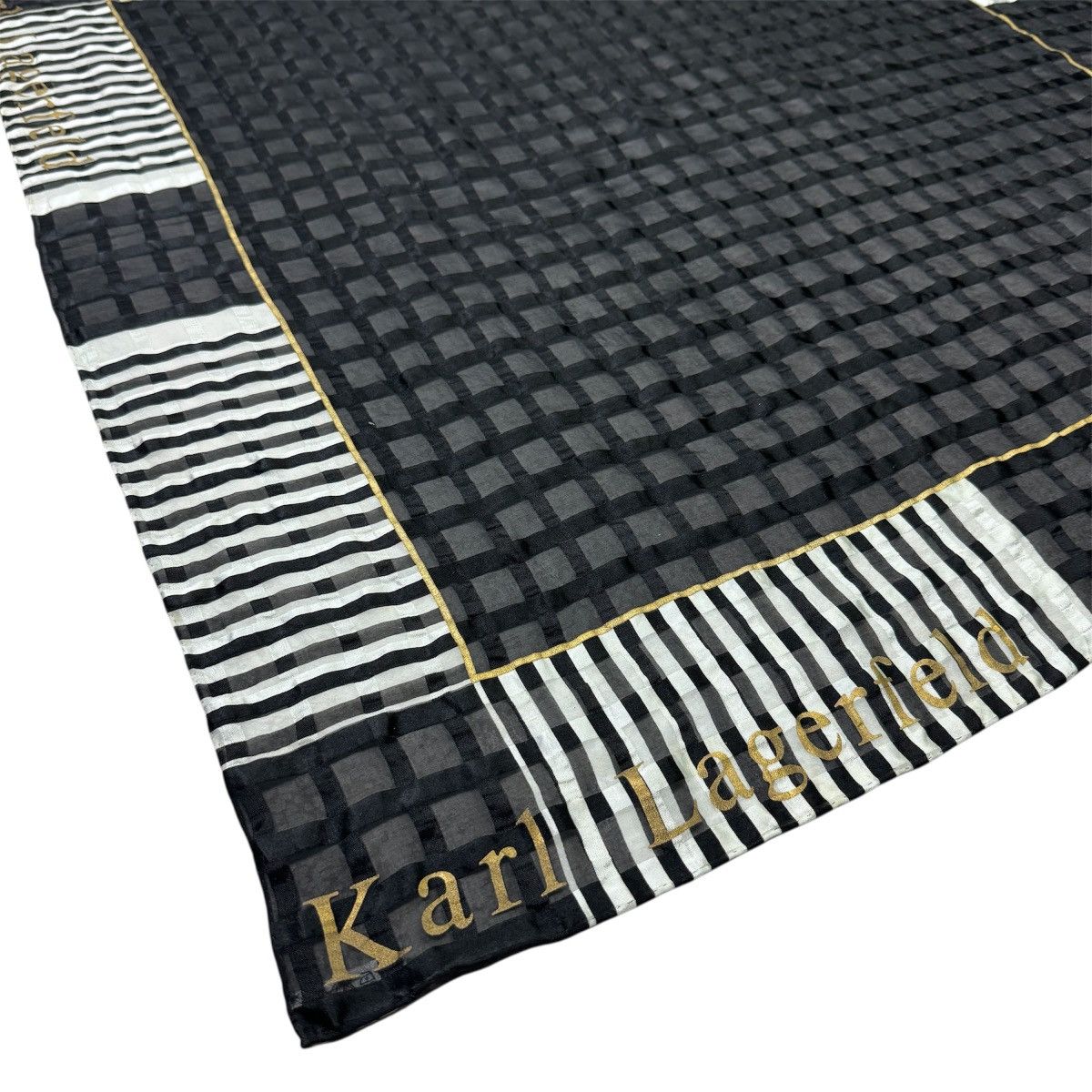 Karl Lagerfeld Vintage Karl Lagerfeld Paris Silk Scarf Size ONE SIZE - 6 Thumbnail