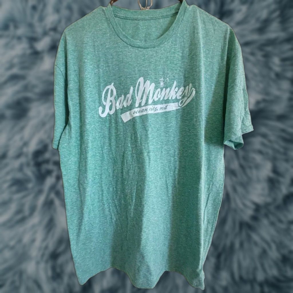 Vintage Bad Monkey Bar & Grill Ocean City MD T Shirt L Green Cotton Logo Graphic Tee Unisex Adults Crew Neck Short Sleeve Size US L / EU 52-54 / 3 - 1 Thumbnail