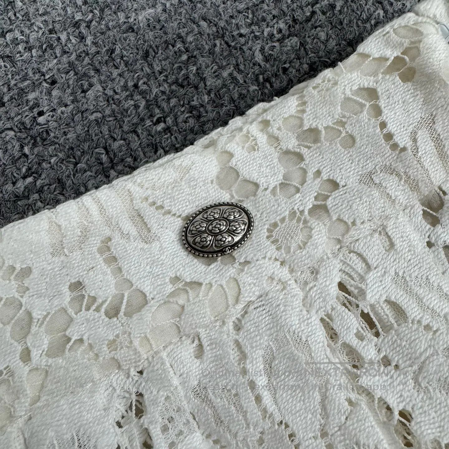 Chanel Chanel size s White floral lace mid-length skirt| Size 28" / US 6 / IT 42 - 4 Thumbnail