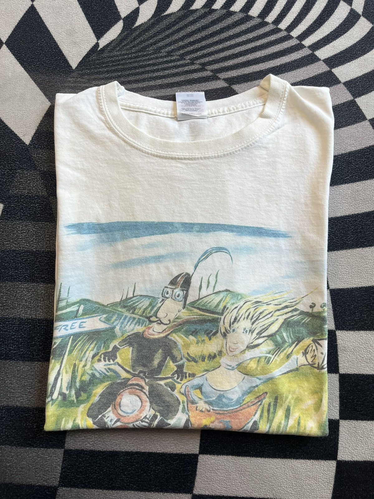 Arts & Science Vintage Alice in Wonderland Art by Fughio 90’s Tshirt Size US M / EU 48-50 / 2 - 1 Thumbnail