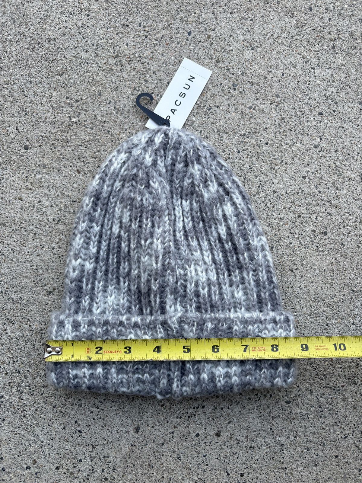 Pacsun Brand New Pacsun Light Grey Snow/Ski Knitted Beanie Size ONE SIZE - 5 Thumbnail