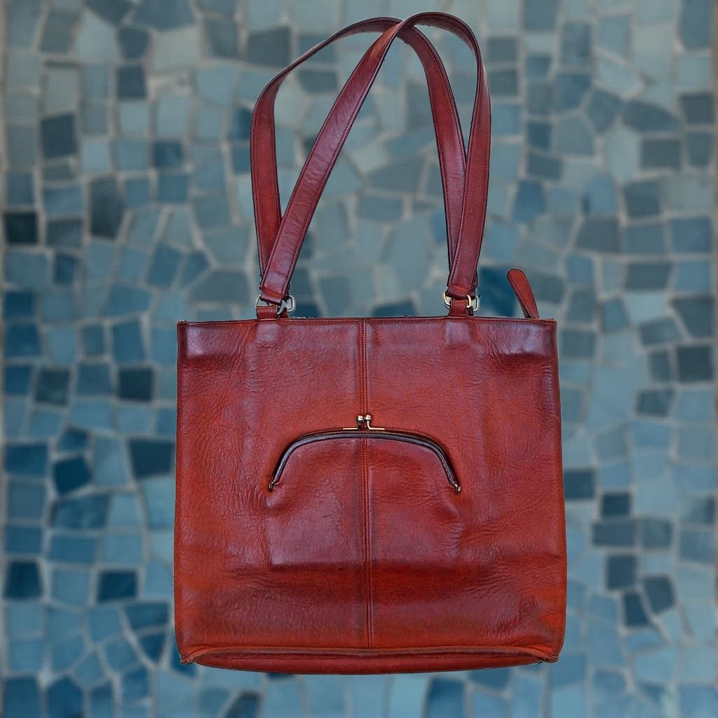 Coach VINTAGE Coach Bonnie Cashin Leather Tote Bag Purse Medium Kisslock Pocket 60s 70s Shoulder Womens Size ONE SIZE - 1 Thumbnail