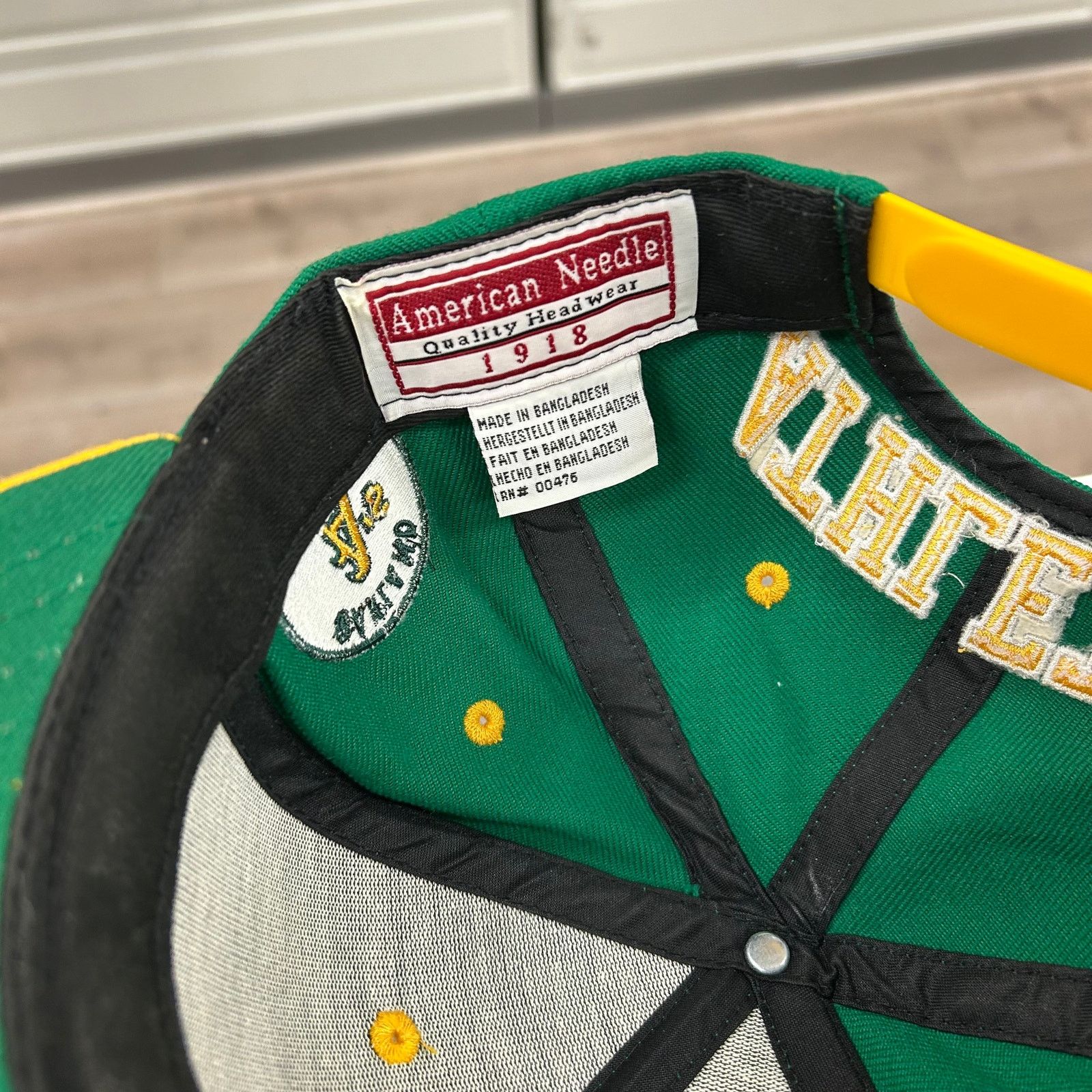 New Era vintage Oakland Athletics MLB Green Yellow Snap Back Hat Cap Size ONE SIZE - 5 Thumbnail