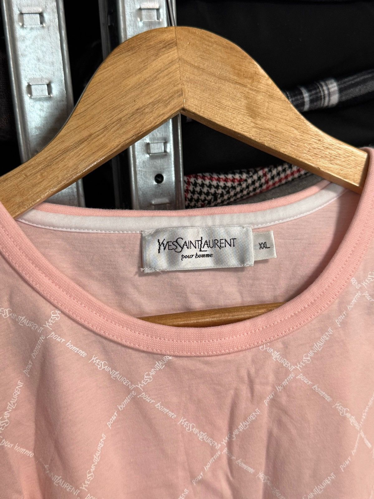 Yves Saint Laurent Yves Saint Laurent Full Monogram YSL Pink Jersey T Shirt Size US XXL / EU 58 / 5 - 4 Thumbnail