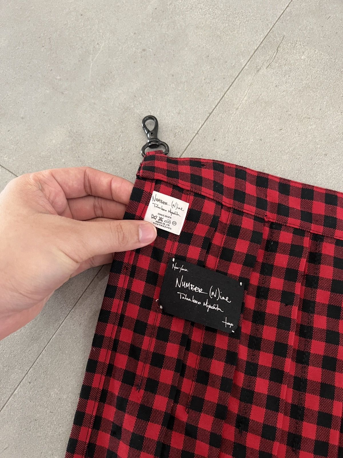 Number (N)ine SET OF 2! SS05 Number Nine “Nightcrawler” Kilt Belted Clips Size ONE SIZE - 6 Thumbnail