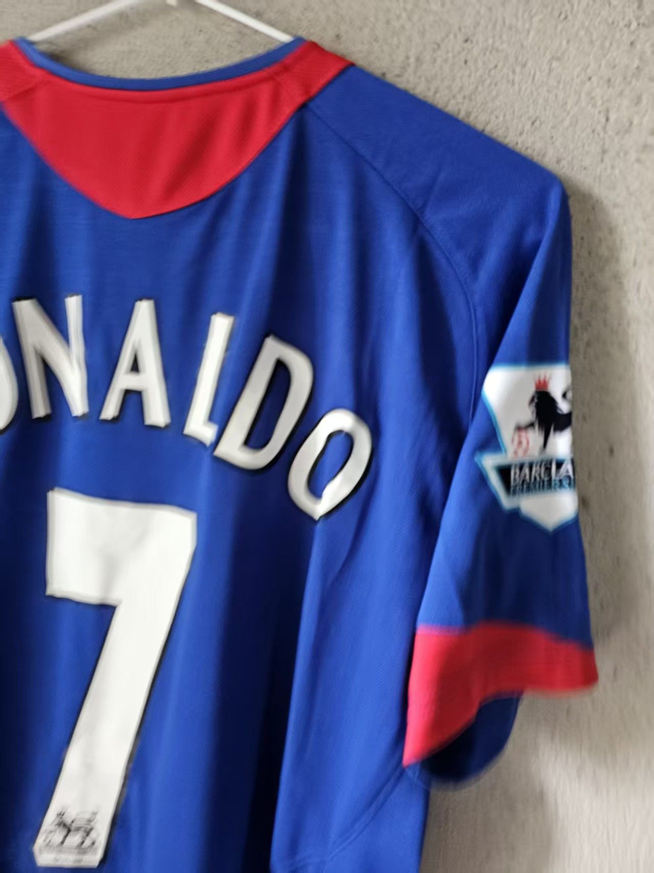 Other 2005 2006 MUFC #7 C Ronaldo Jersey Away Size US XL / EU 56 / 4 - 4 Thumbnail