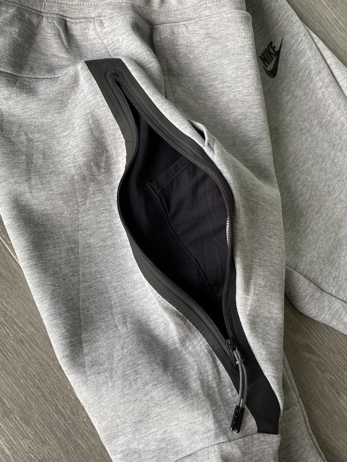 Nike Grey Nike Tech Fleece Joggers Size US 32 / EU 48 - 6 Thumbnail