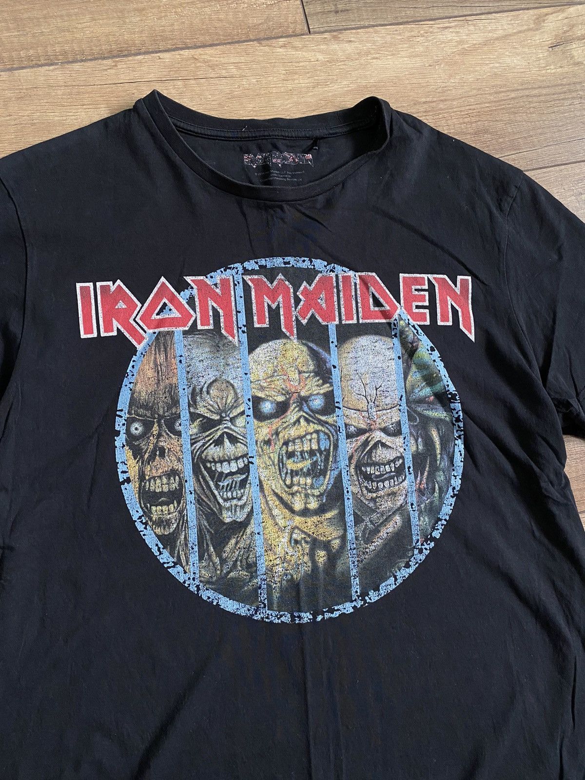 Band Tees Iron Maiden Vintage Merch T shirt 2014 Size US L / EU 52-54 / 3 - 4 Thumbnail