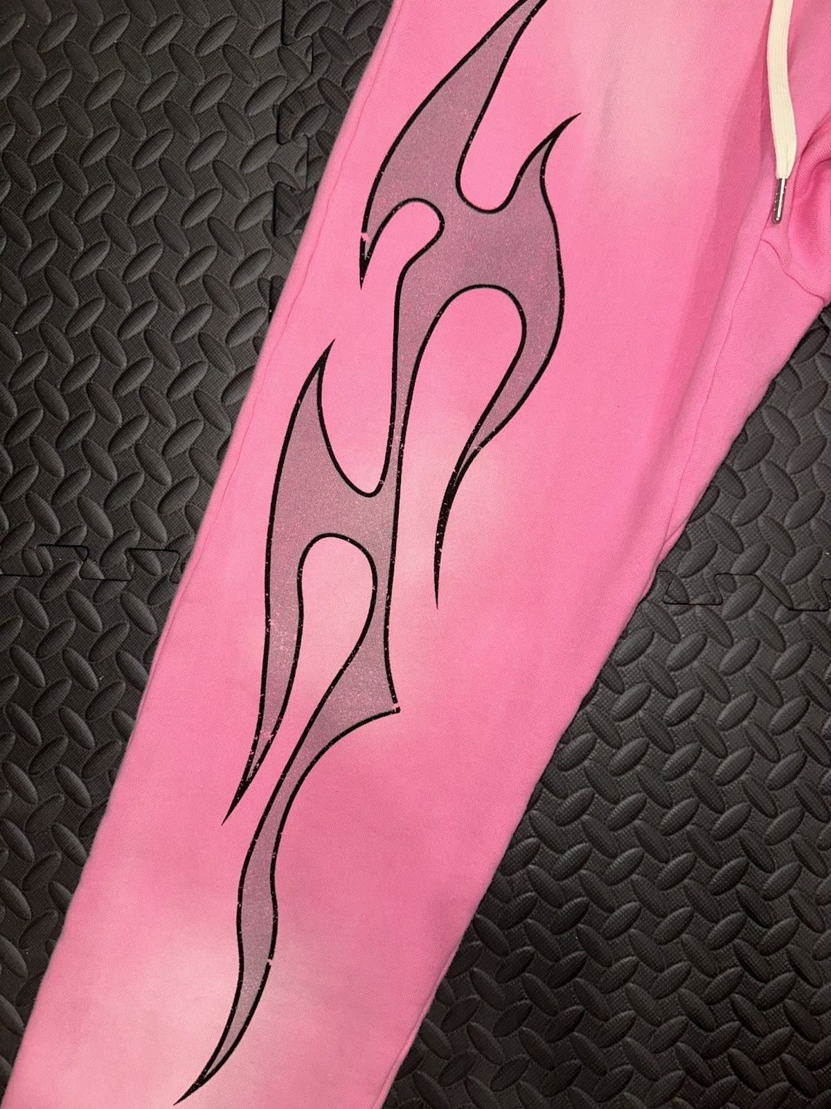 HELLSTAR Hellstar Capsule 10 Pink Flare Sweatpants Grey Flames Size US 32 / EU 48 - 5 Thumbnail