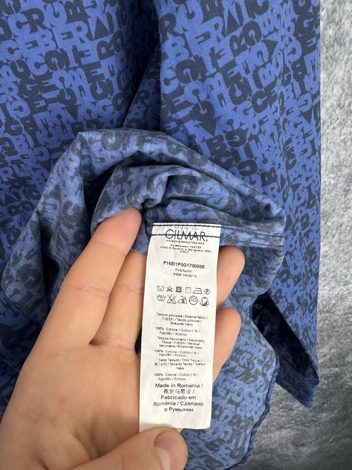 Iceberg Shirt Iceberg men’s size L old money luxury denim multi logo Size US L / EU 52-54 / 3 - 13 Thumbnail