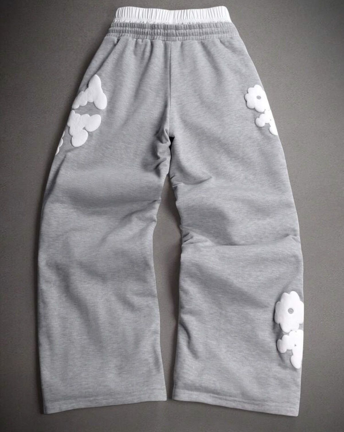 Japanese Brand Letter Print Sweatpants Size US 29 - 2 Thumbnail