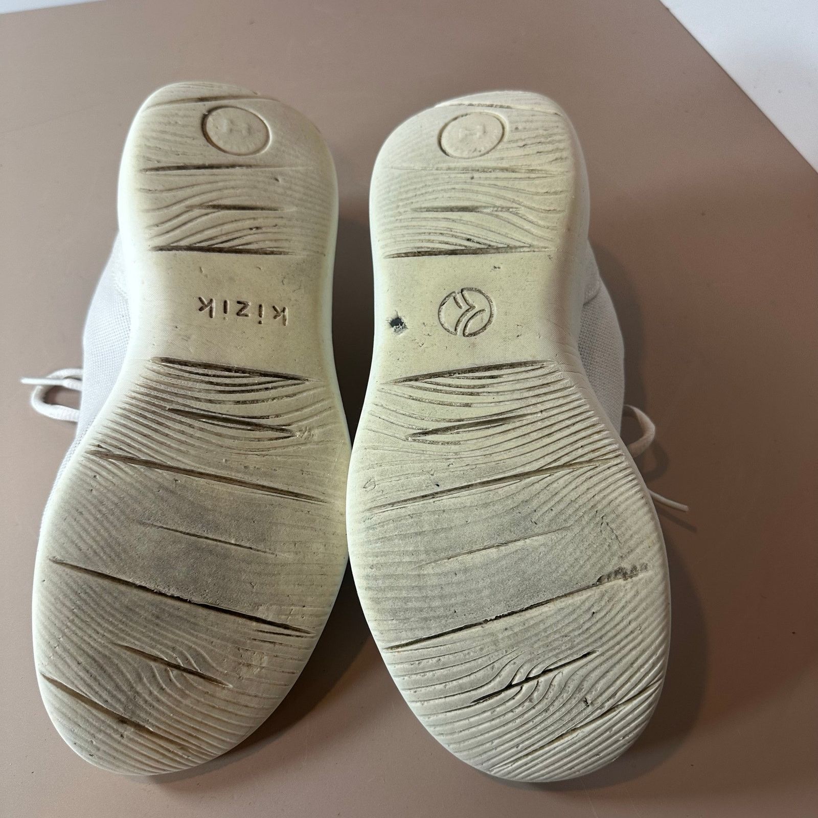Other Kizik Madrid Eco Knit Shoes Men 8.5 Women 10 Cream Sneakers Size US 10 / IT 40 - 8 Thumbnail