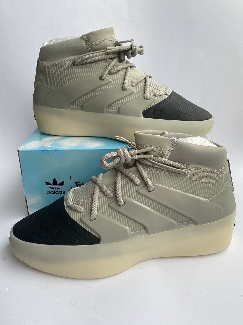 Adidas × Fear of God adidas Fear of God Athletics One Carbon Sesame size 13 Size US 13 / EU 46 - 1 Thumbnail